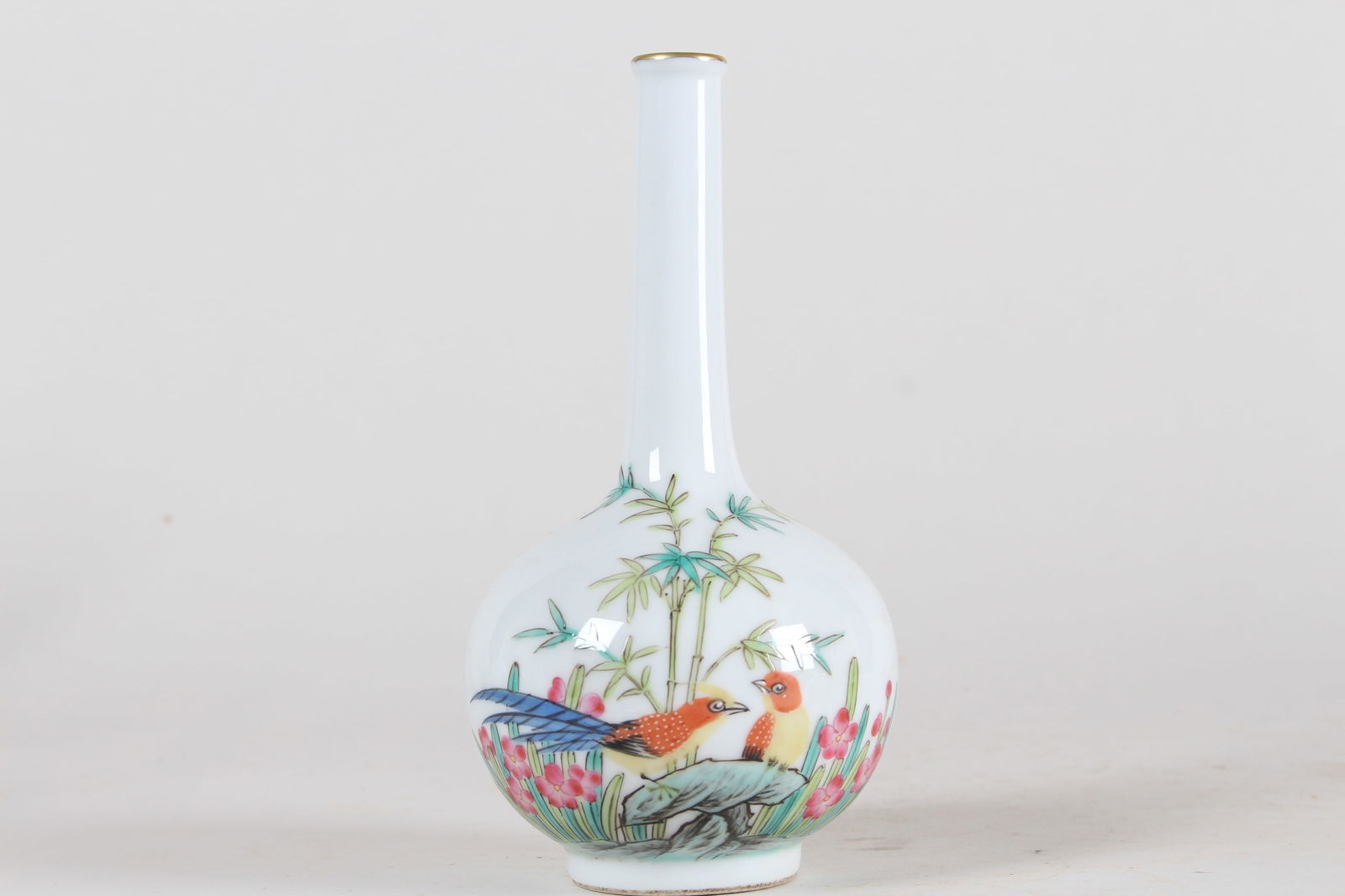 A Chinese Poetry-framing Nature-sceen Fortune Porcelain Vase (1 of 4)