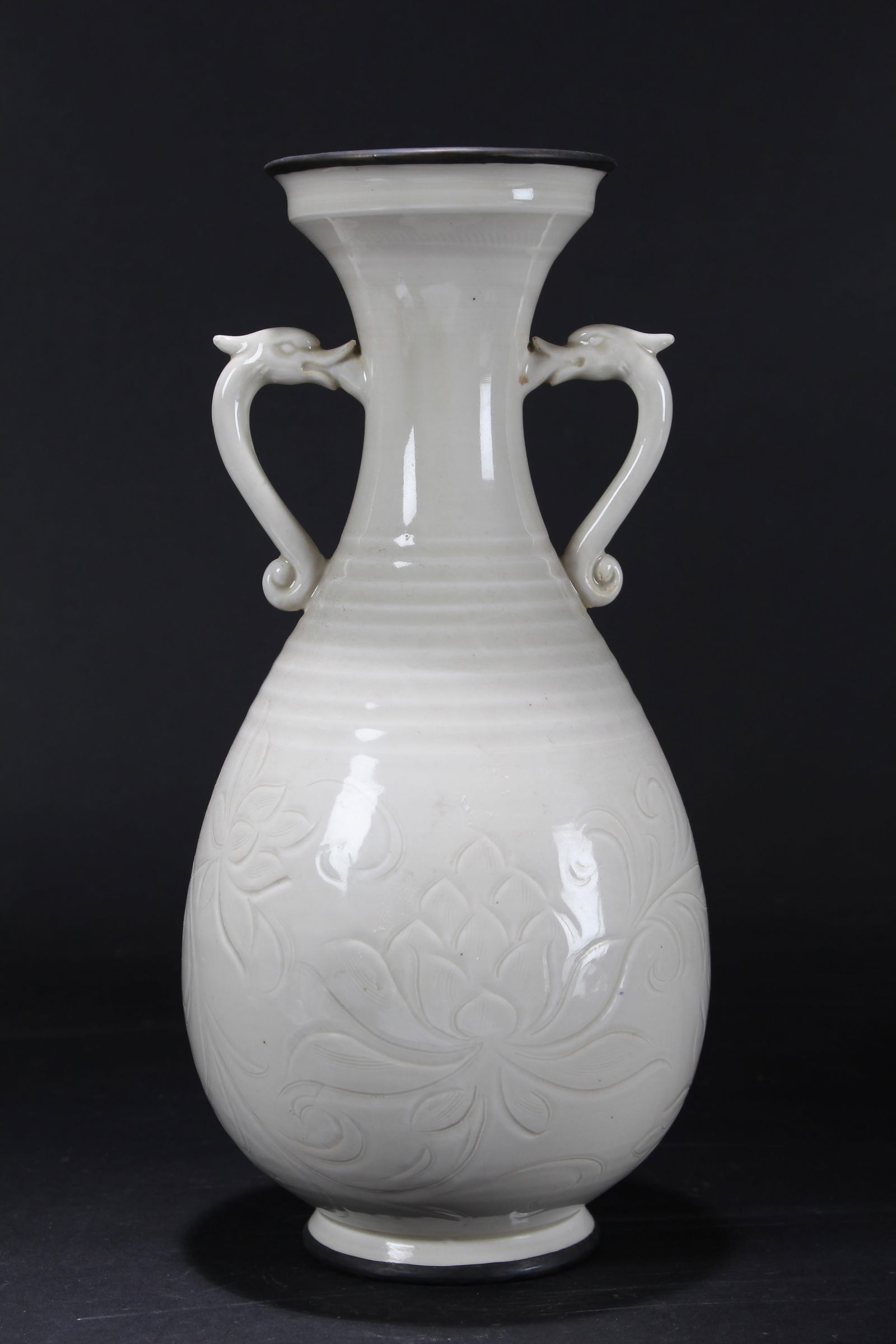 A Chinese Duo-handled Porcelain Fortune Vase (1 of 5)