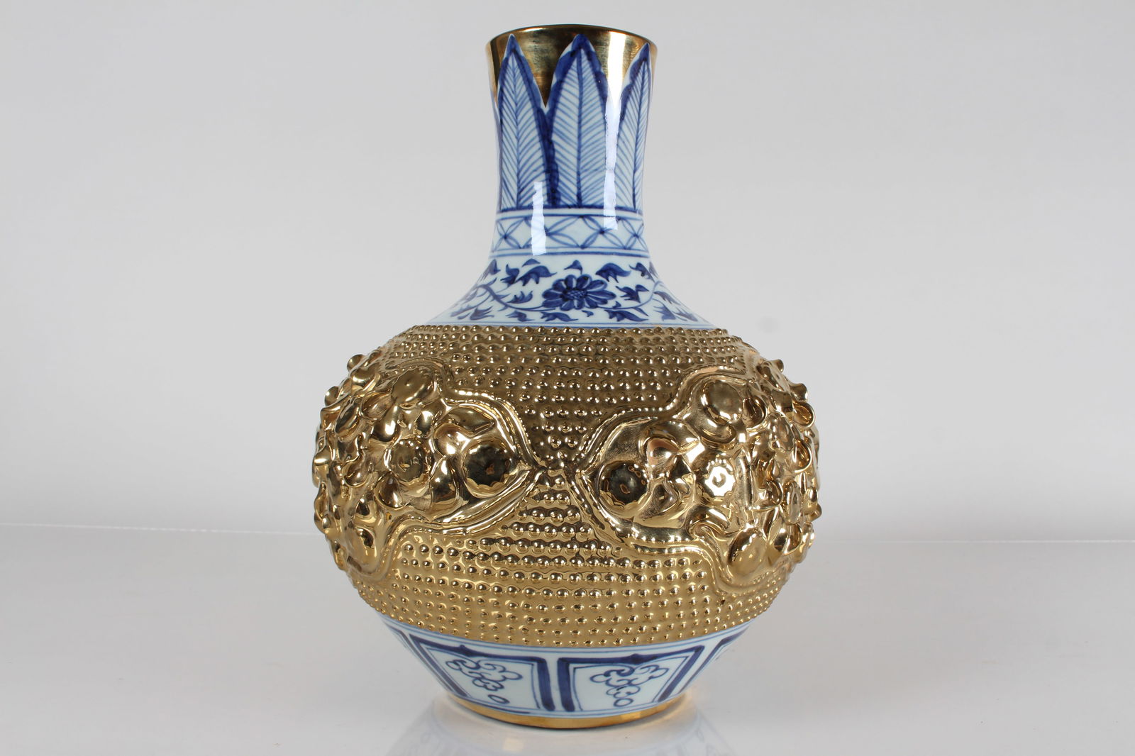 A Chinese Ancient-framing Detailed Plated Porcelain Fortune Vase (1 of 5)