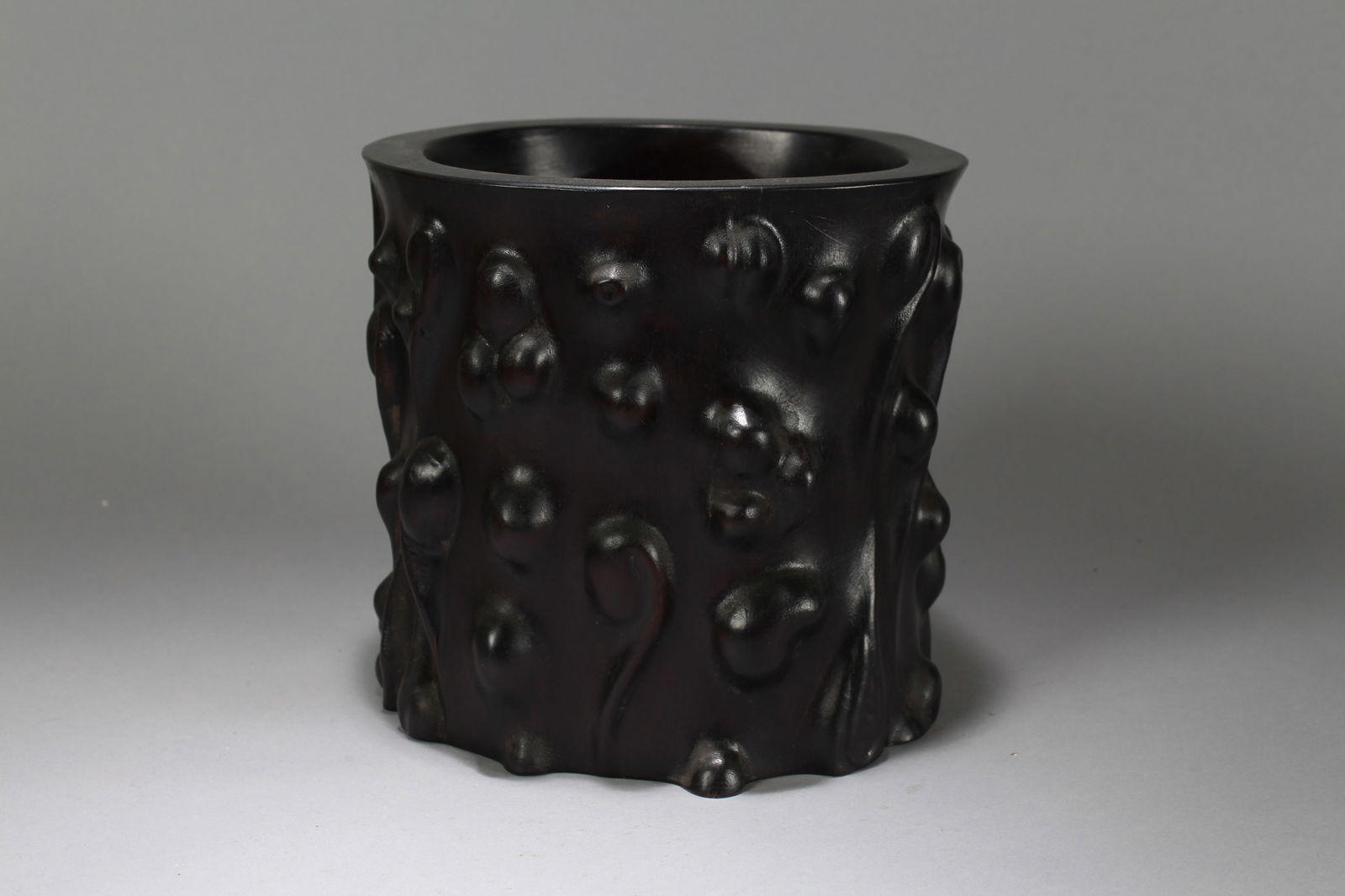 A Chinese Vividly-detailed Anicent-framing Wooden Fortune Brush Pot: A Chinese Vividly-detailed Anicent-framing Wooden Fortune Brush Pot. Height: 7.5 (inch). Length: 8 (inch).