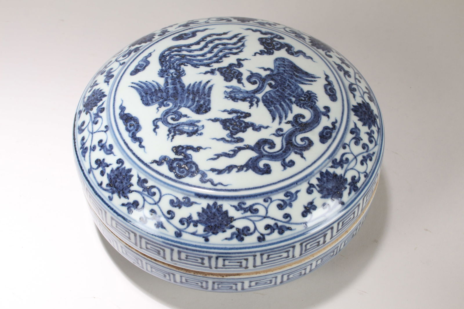 A Chinese Lidded Phoenix-fortune Blue and White Porcelain Dish (1 of 4)