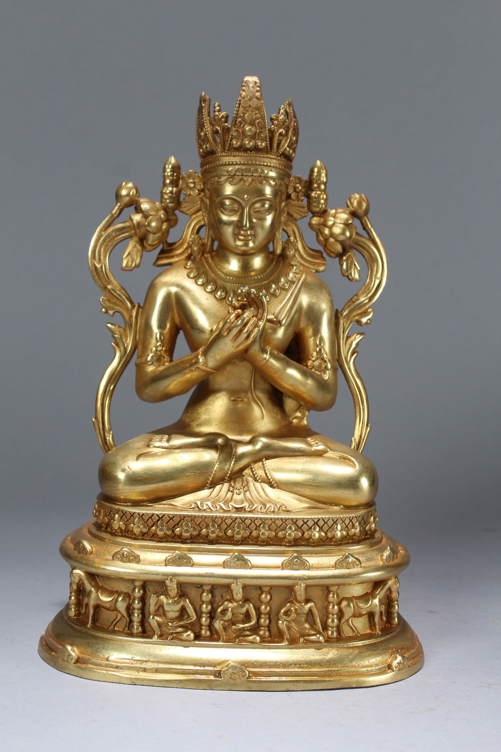 A Chinese Vividly-detailed Multi-buddha Religious Fortune Buddha Statue: A Chinese Vividly-detailed Multi-buddha Religious Fortune Buddha Statue. Height: 10 (inch). Length: 6.5 (inch). Width: 5 (inch).