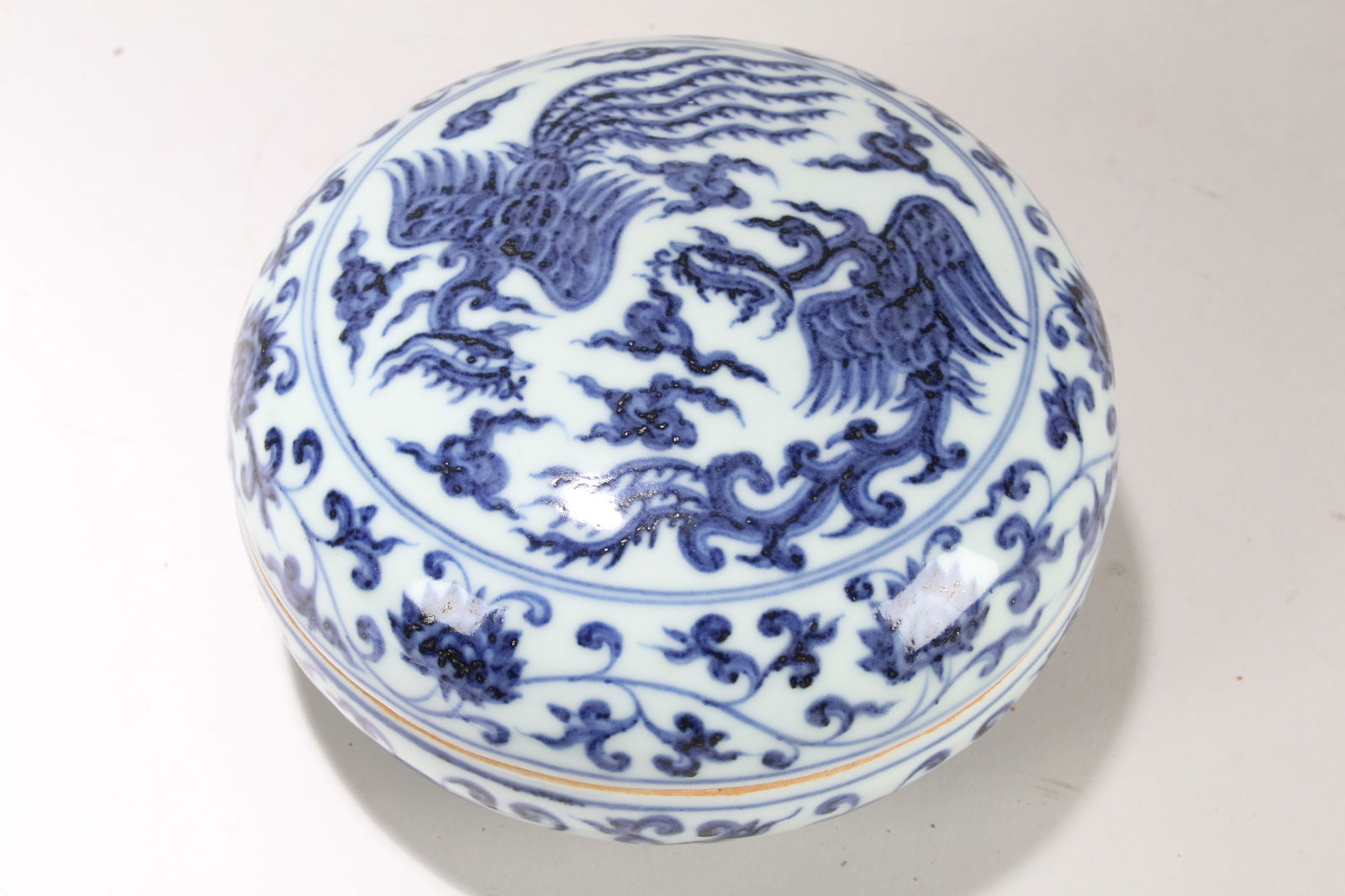 A Chinese Lidded Phoenix-fortune Blue and White Porcelain Dish: A Chinese Lidded Phoenix-fortune Blue and White Porcelain Dish. Height: 3 (inch).