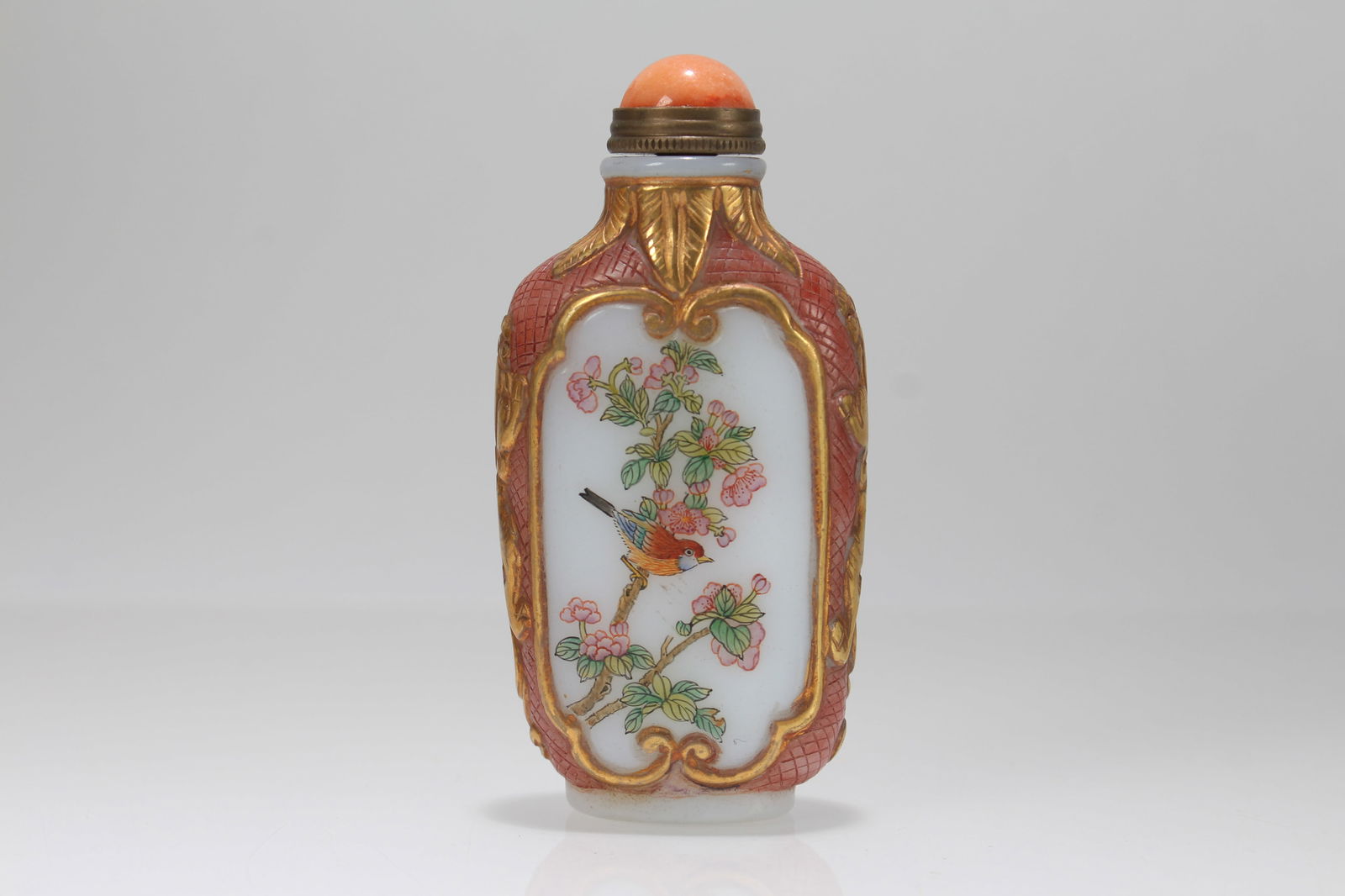 A Chinese Lidded Nature-sceen Fortune Snuff Bottle: A Chinese Lidded Nature-sceen Fortune Snuff Bottle . Height: 3.25 (inch).