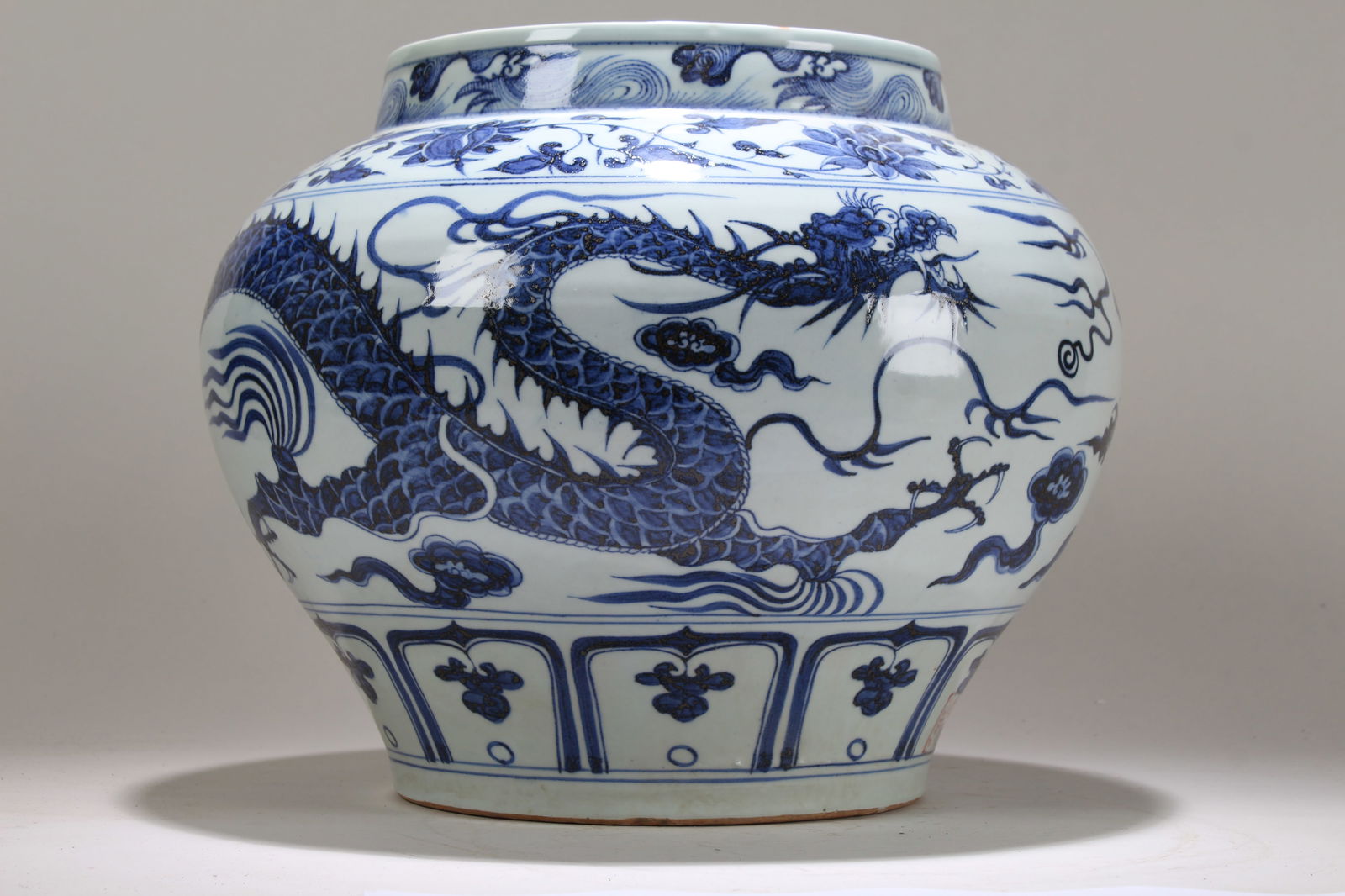 A Chinese Dragon-decorating Blue and White Fortune Porcelain Vase (1 of 5)