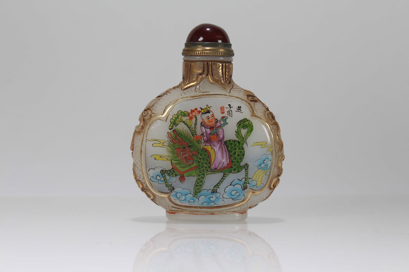 A Chinese Dragon-decorating Myth-beast Fortune Snuff Bottle (1 of 6)
