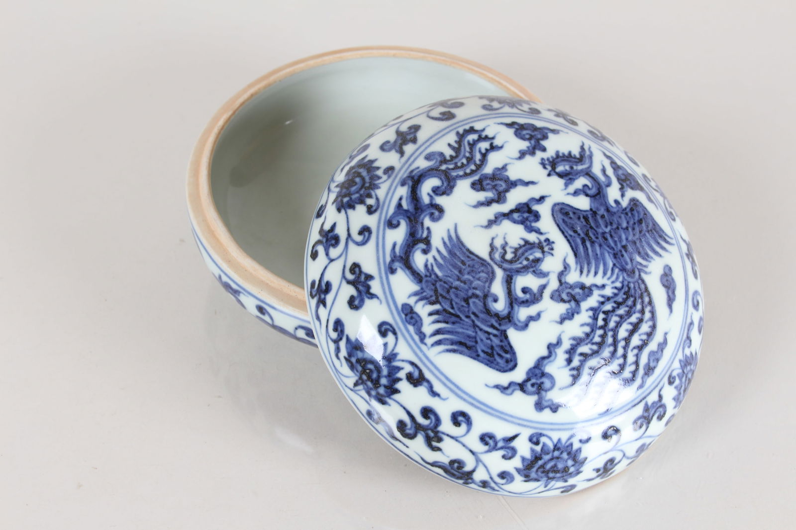 A Chinese Poetry-framing Blue and White Phoenix-fortune Porcelain Dishes (1 of 5)