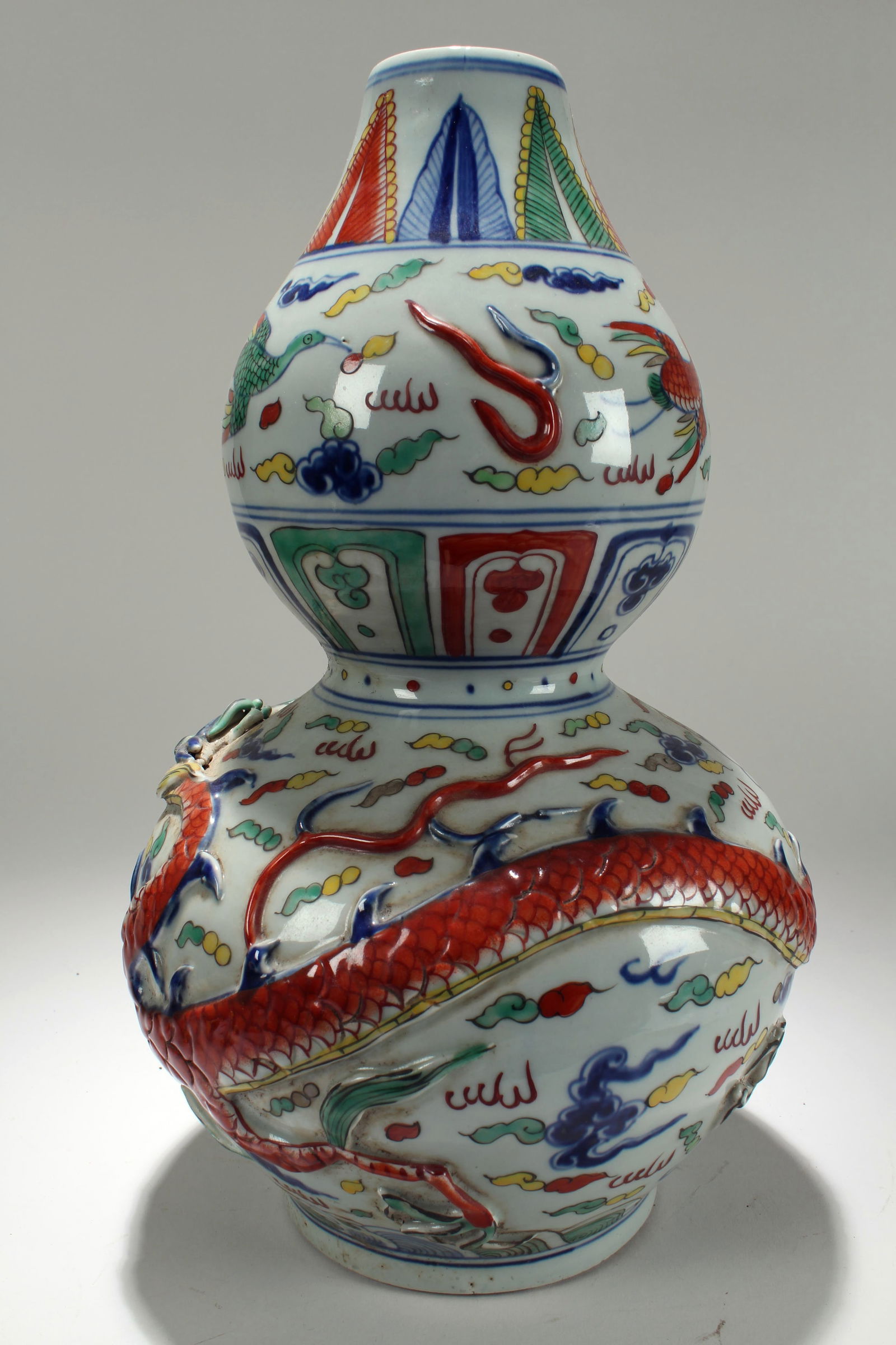 A Chinese Dragon-decorating Fortune Porcelain Vase (1 of 5)