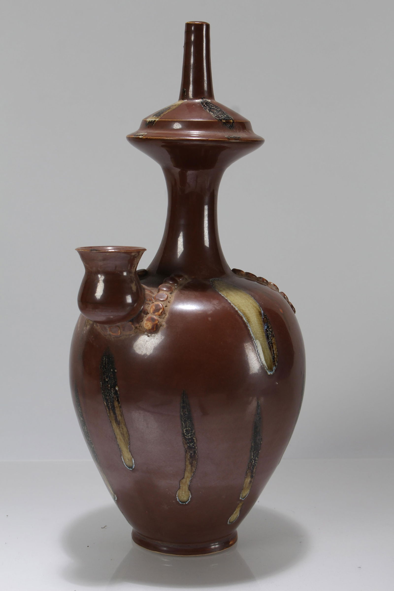 A Chinese Brown-coding Porcelain Fortune Vase - 2