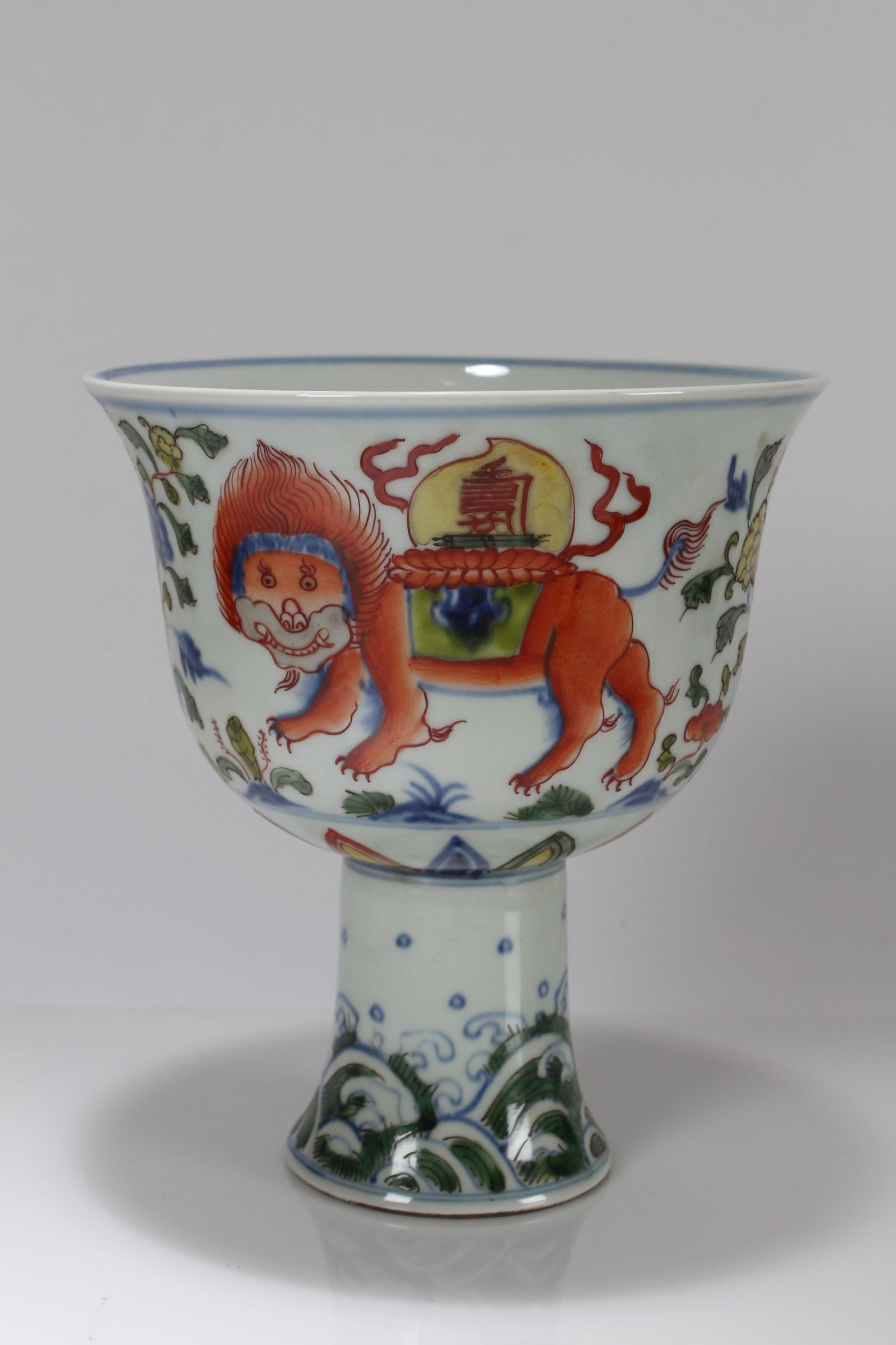 A Chinese Myth-beast Fortune Porcelain Cup (1 of 6)