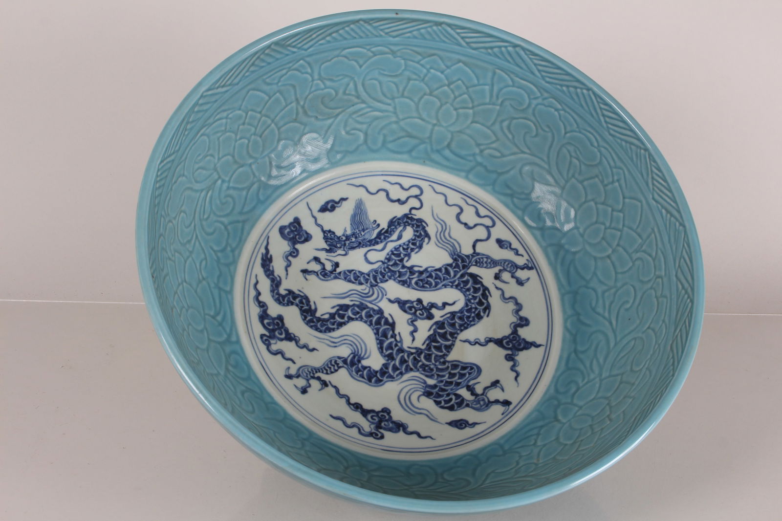 A Chinese Massive Dragon-decorating Blue-coding Porcelain Plate (1 of 6)