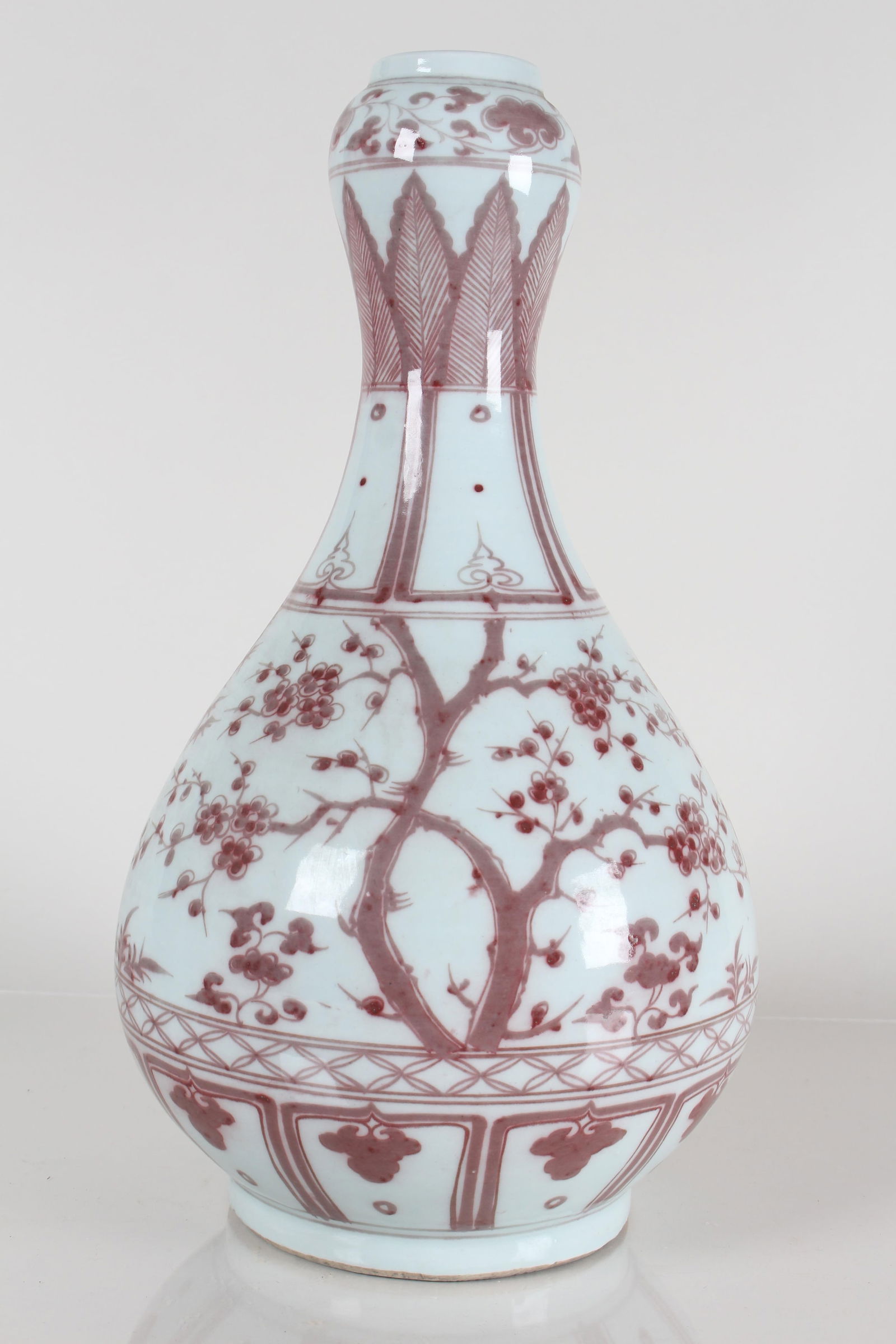 A Chinese Nature-sceen Fortune Porcelain Vase (1 of 5)