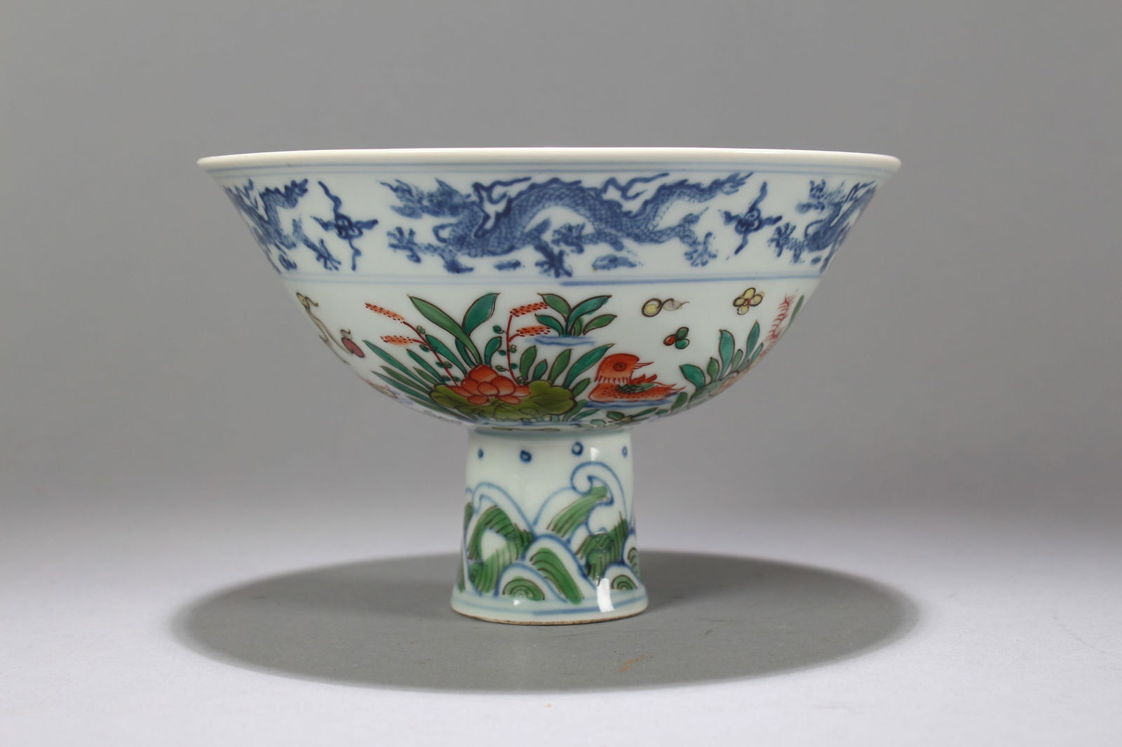 A Chinese Blue-and-white Porcelain Tall-end Fortune Bowl (1 of 6)
