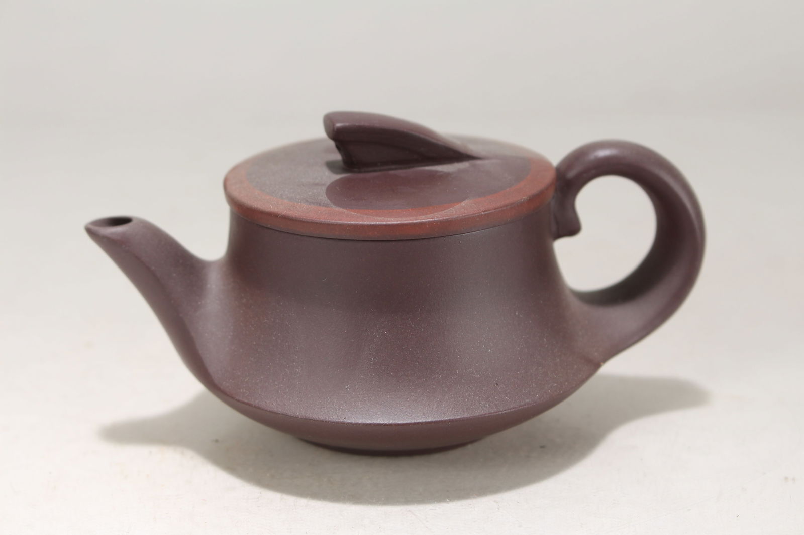 A Chinese Circular Fortune Tea Pot (1 of 4)