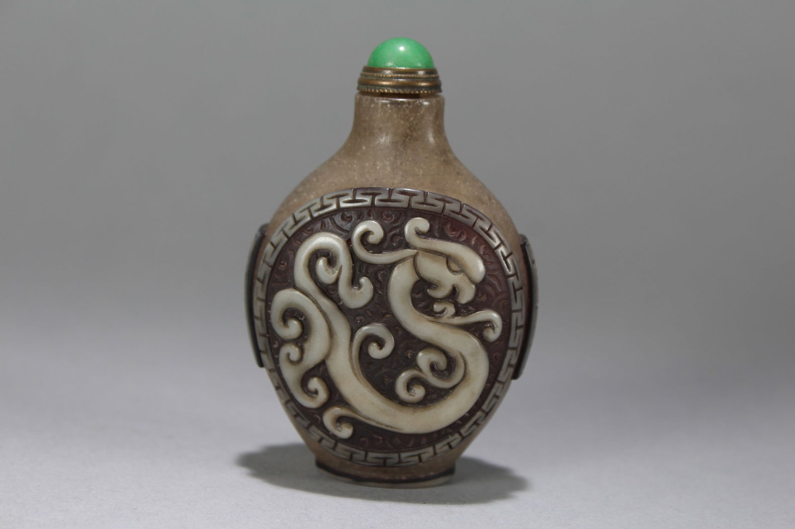 A Chinese Dragon-decorating Fortune Snuff Bottle - 3