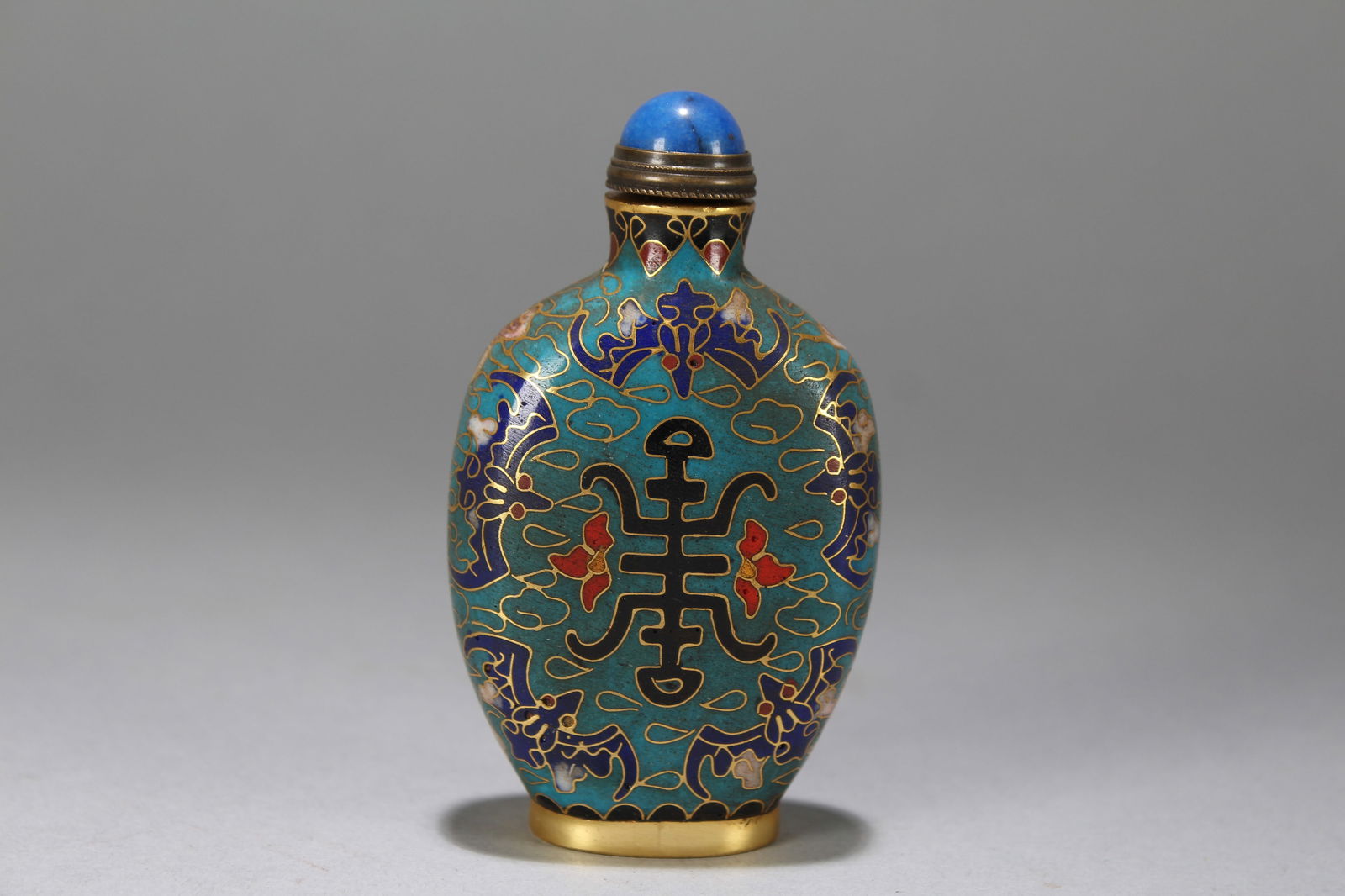 A Chinese Bat-framing Cloisonne Fortune Snuff Bottle (1 of 6)