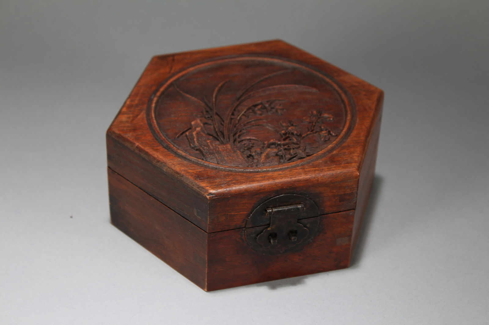 A Chinese Nature-sceen Lidded Fortune Wooden Box (1 of 3)