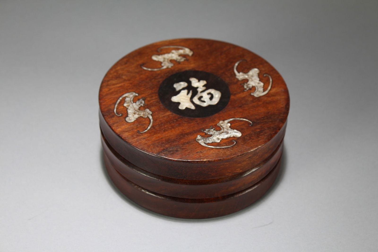A Chinese Bat-framing Longlife-fortune Lidded Wooden Box: A Chinese Bat-framing Longlife-fortune Lidded Wooden Box. Opening Diameter : 5.25 (inch).