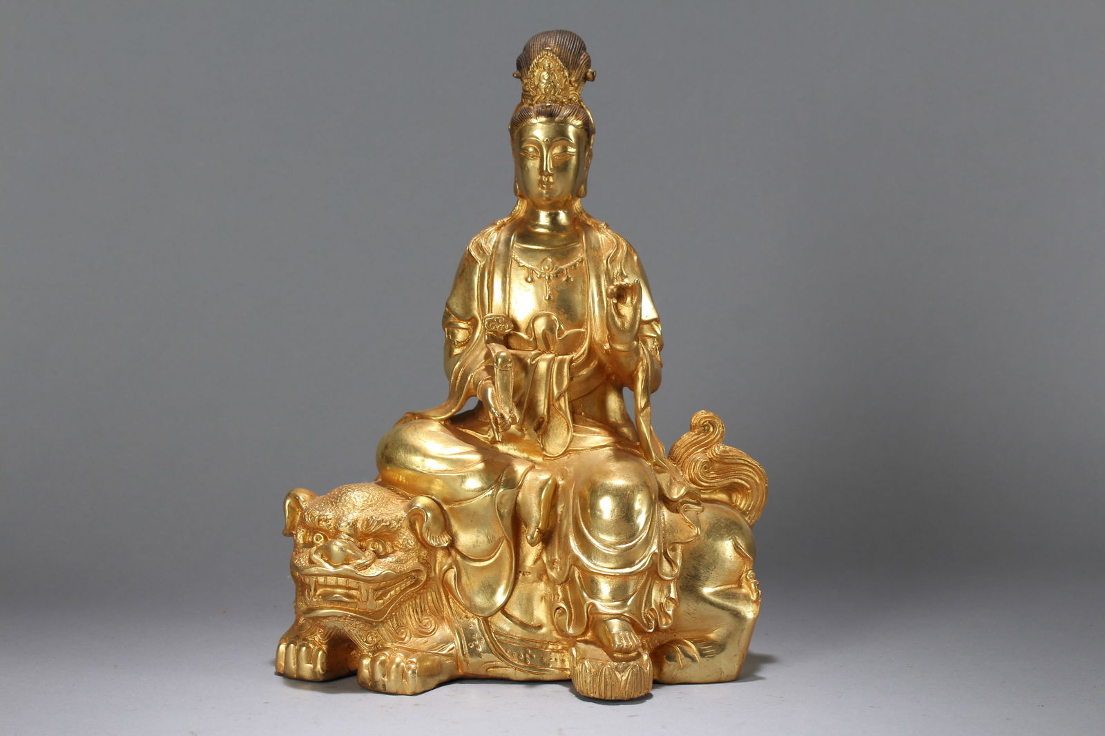 A Chinese Vividly-detailed Myth-beast Gilt Fortune Statue: A Chinese Vividly-detailed Myth-beast Gilt Fortune Statue. Height: 10.25 (inch). Length: 8.5 (inch). Width: 5.25 (inch).