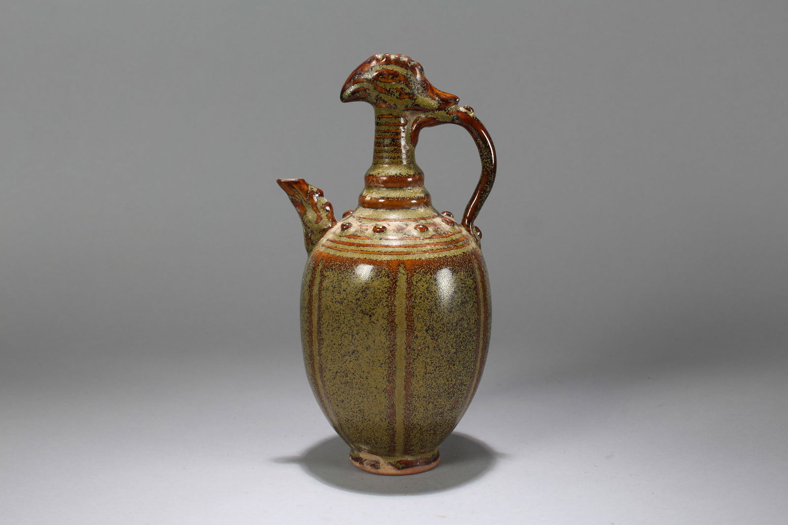 A Chinese Anicent-framing Porcelain Fortune Vase: A Chinese Anicent-framing Porcelain Fortune Vase. Height: 9.25 (inch). Width: 4 (inch).