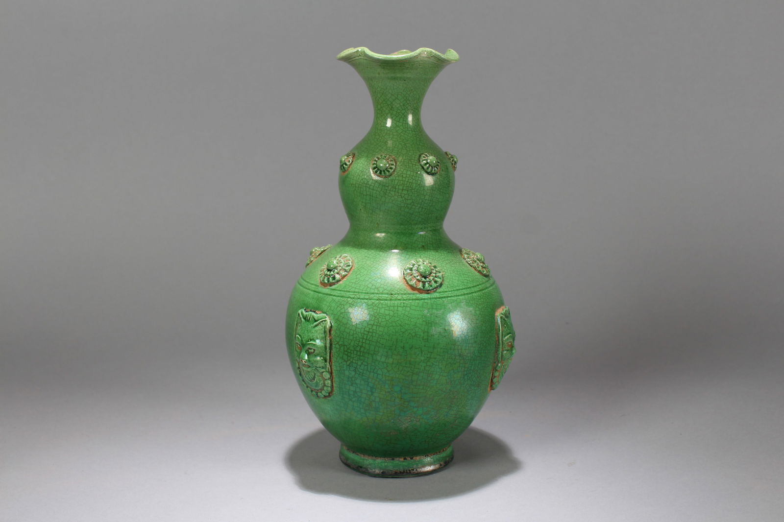 A Chinese Green-coding Porcelain Fortune Vase - 2