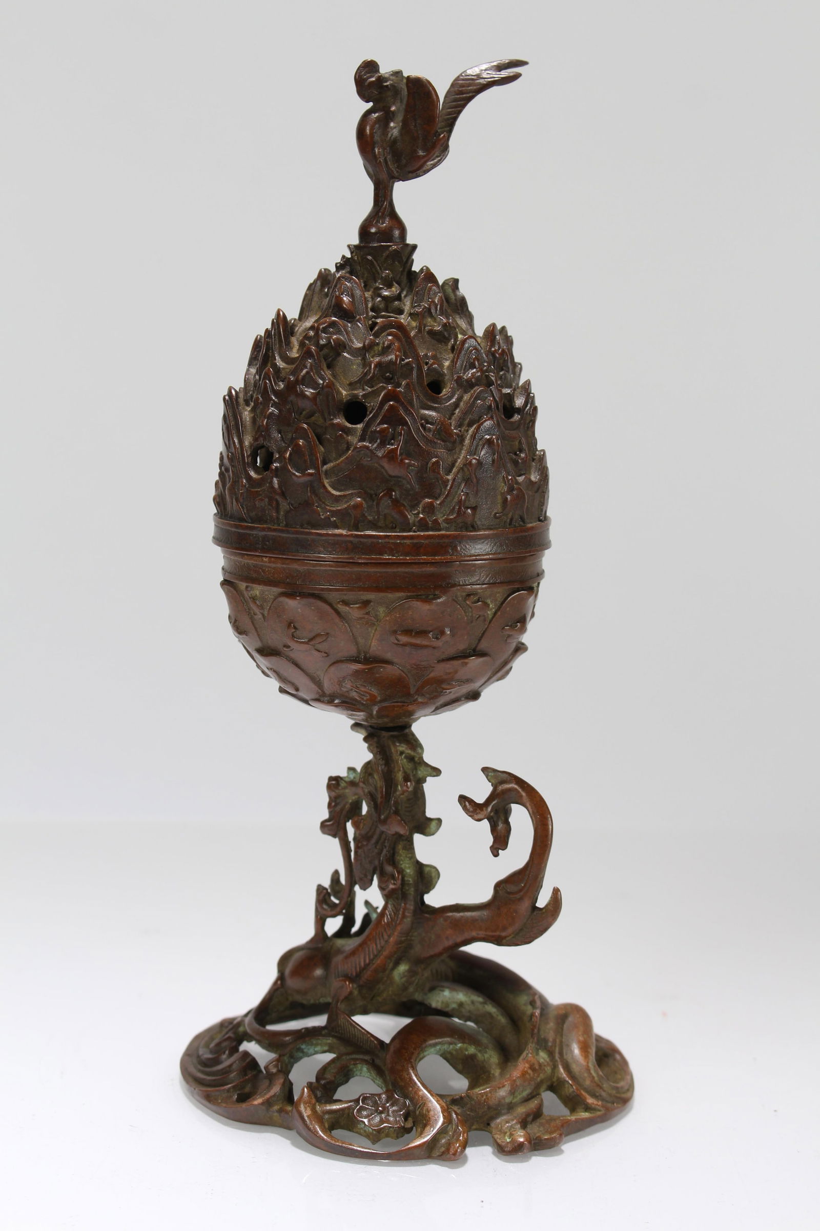 A Chinese Vividly-detailed Tall-end Tri-podded Lidded Fortune Censer: A Chinese Vividly-detailed Tall-end Tri-podded Lidded Fortune Censer. Height: 8 (inch).