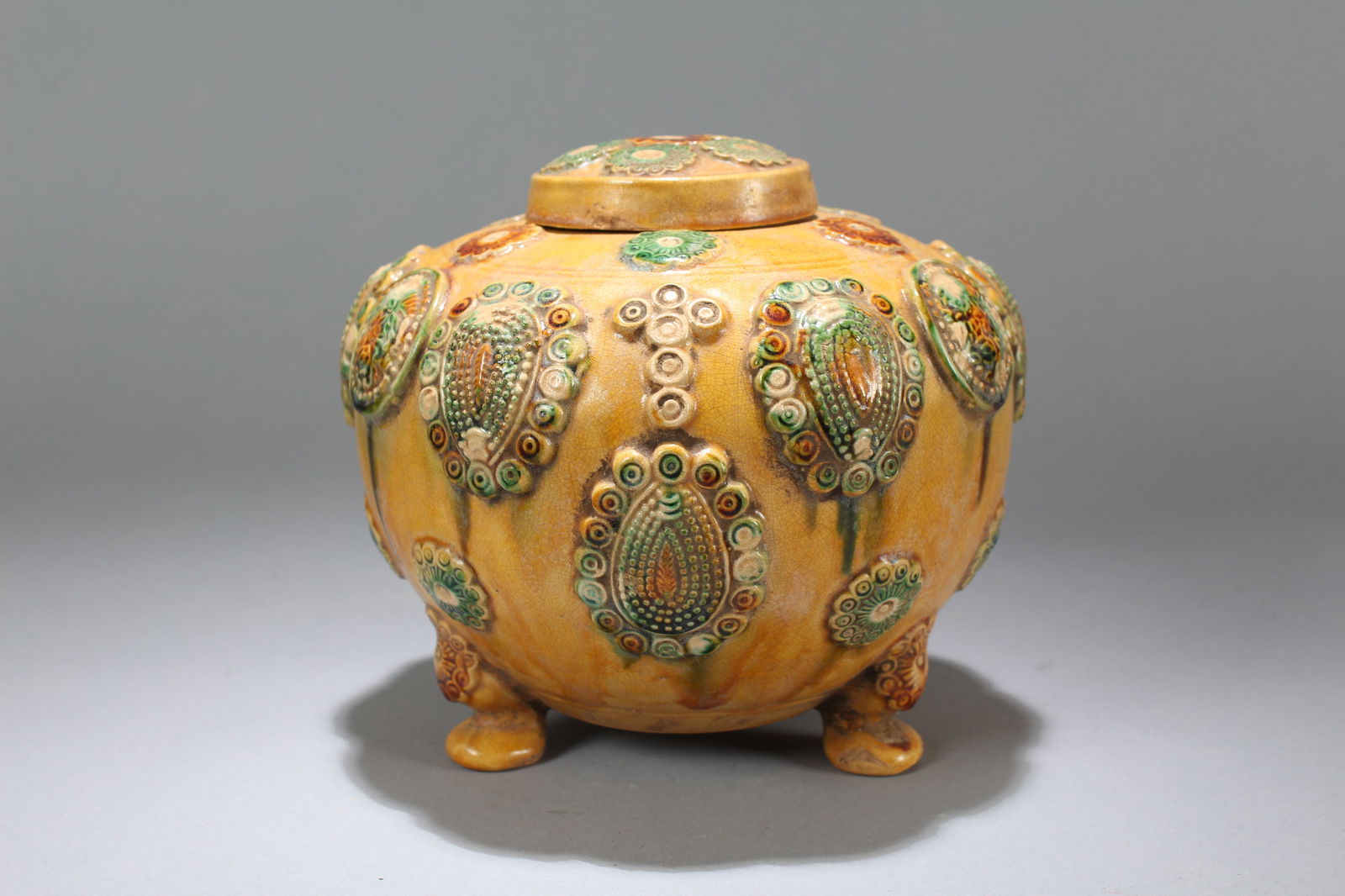 A Chinese Tri-podded Lidded Porcelain Fortune Vase: A Chinese Blue-and-white Nature-sceen Porcelain Fortune Vase. Height: 6.5 (inch). Opening Diameter: 7 (inch)