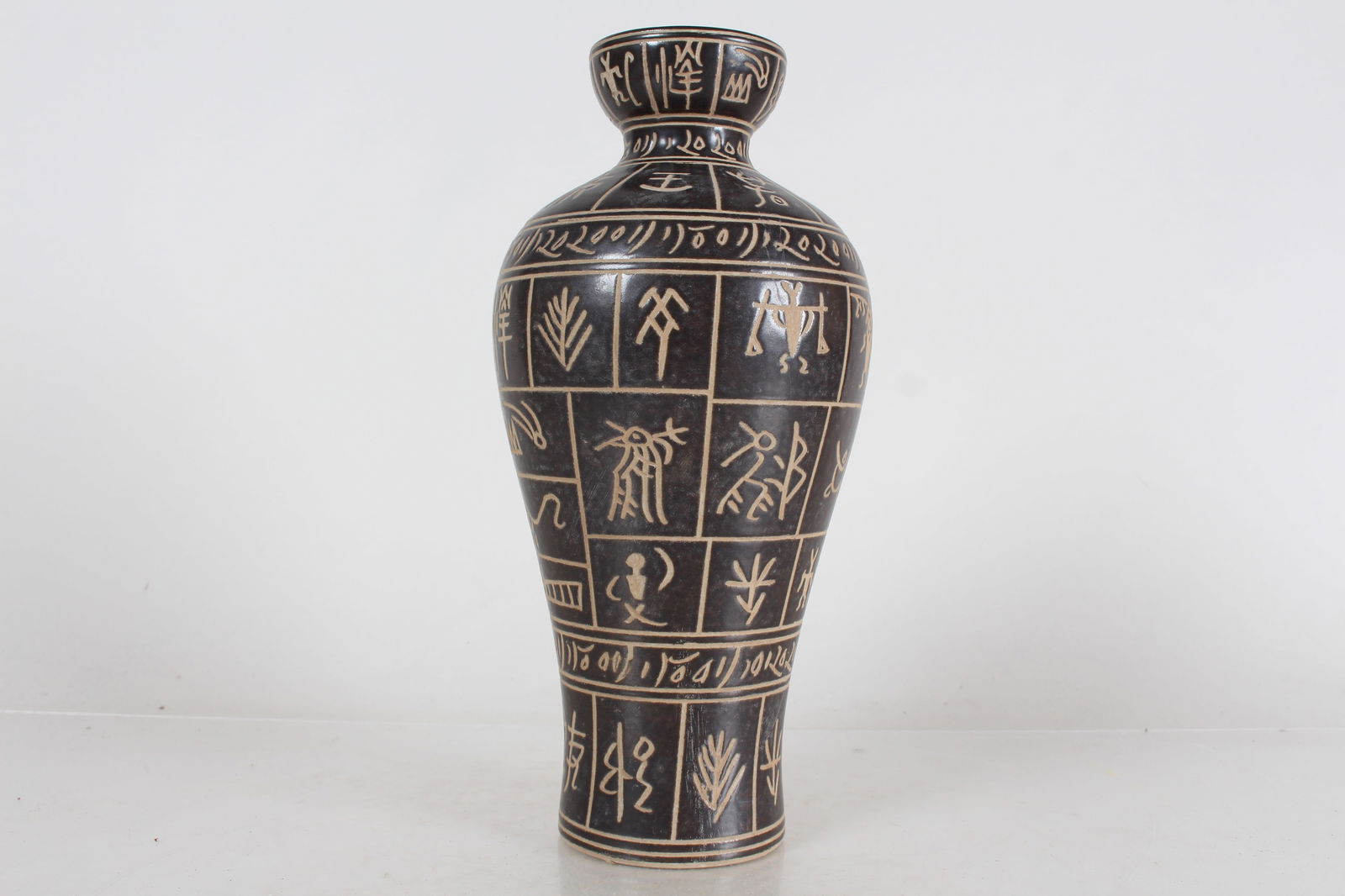 A Chinese Ancient-framing Porcelain Fortune Vase: A Chinese Ancient-framing Porcelain Fortune Vase . Height: 9.75 (inch).