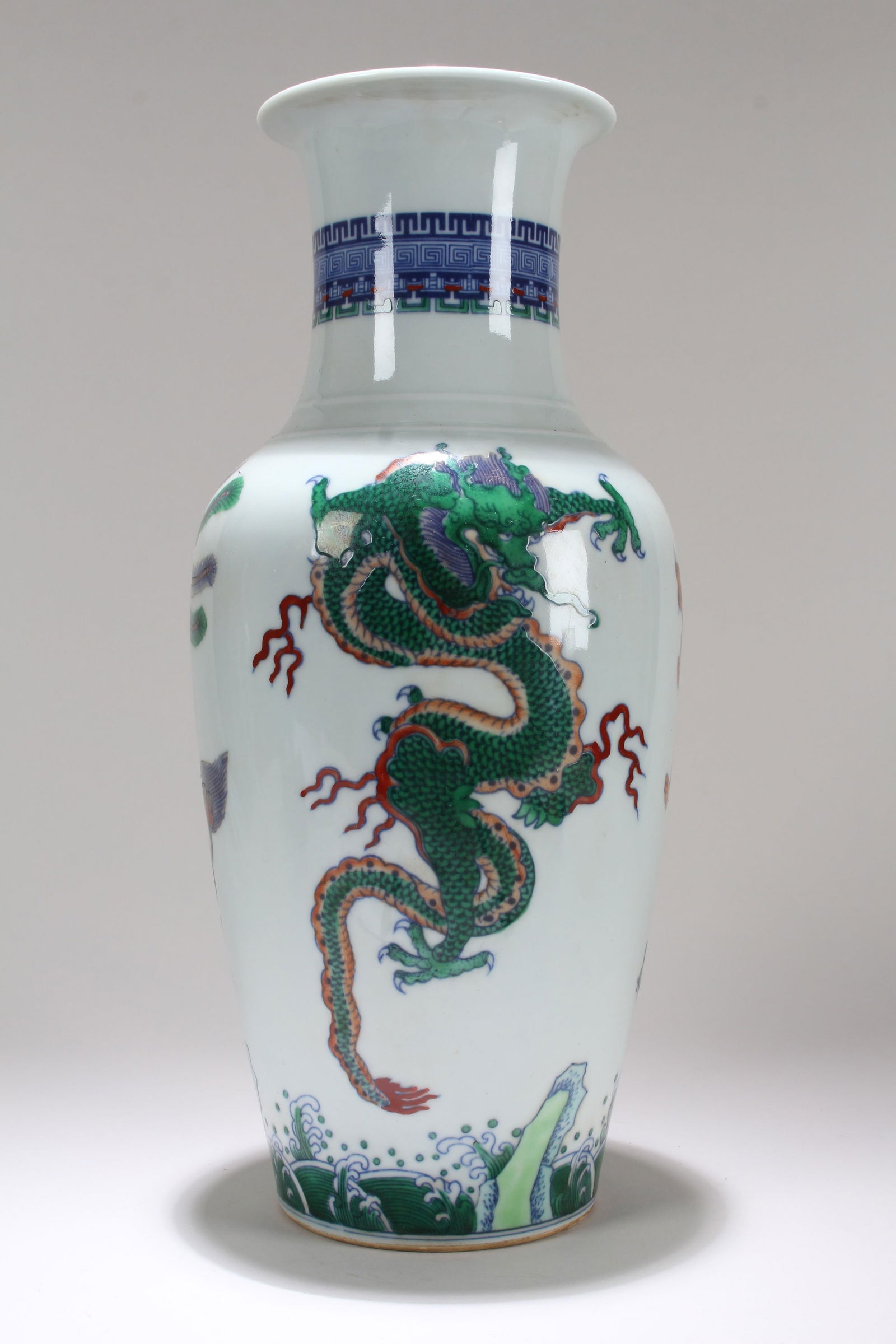 A Chinese Ancient-framing Detailed Dragon-decorating Fortune Porcelain Vase: A Chinese Ancient-framing Detailed Dragon-decorating Fortune Porcelain Vase . Height: 13.75 (inch).