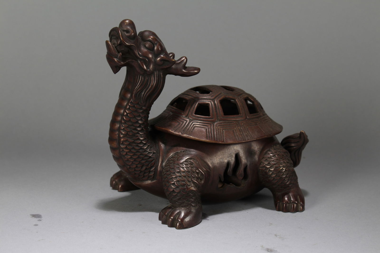 A Chinese Anicent-framing Myth-beast Fortune Statue: A Chinese Anicent-framing Myth-beast Fortune Statue. Height : 6.25 (inch). Width : 7.75 (inch). Length : 3.75 (inch).
