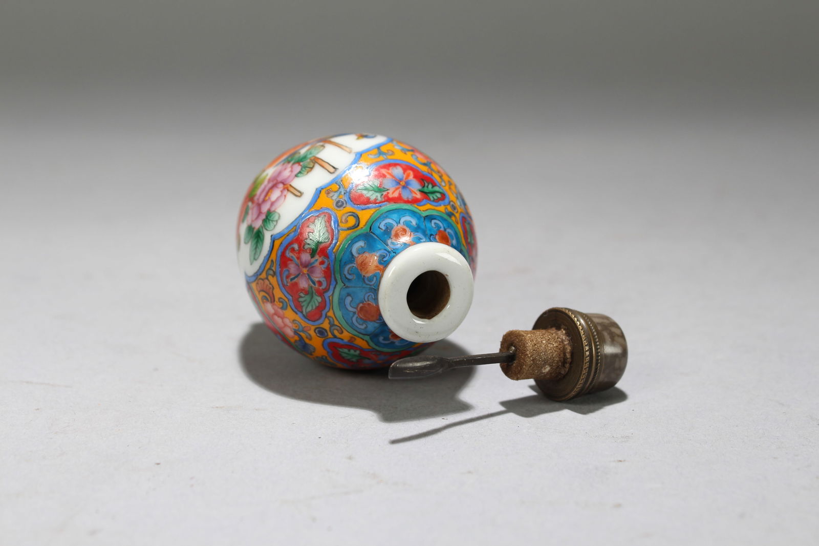 A Chinese Nature-sceen Fortune Snuff Bottle - 5