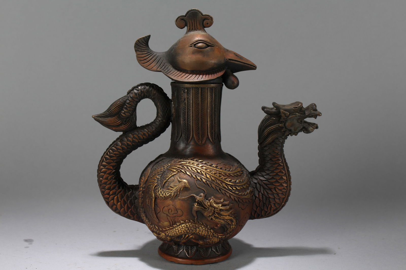 A Chinese Dragon-decorating Religious Ewer - 3