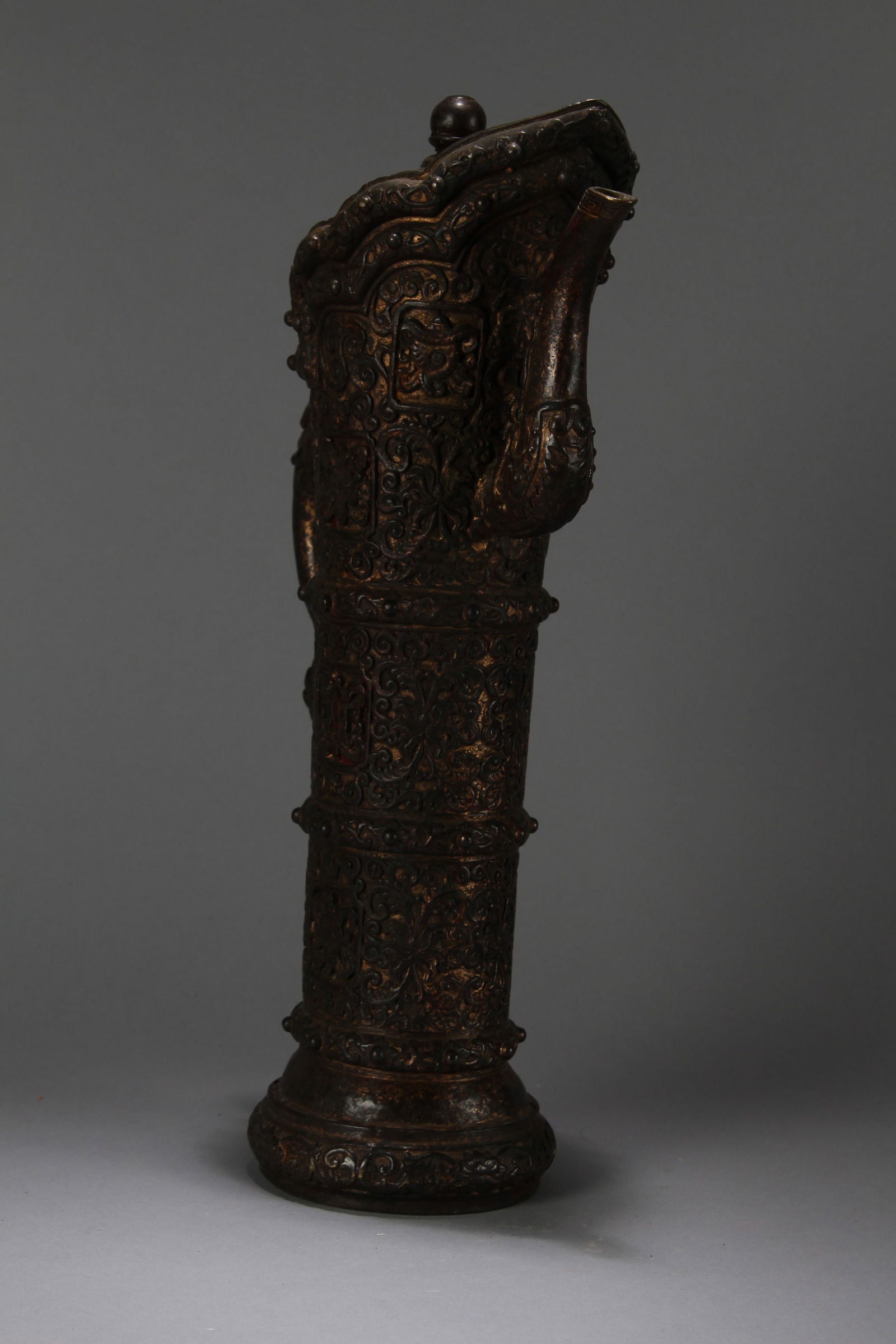 A Chinese Massive Lidded Fortune Ewer - 2