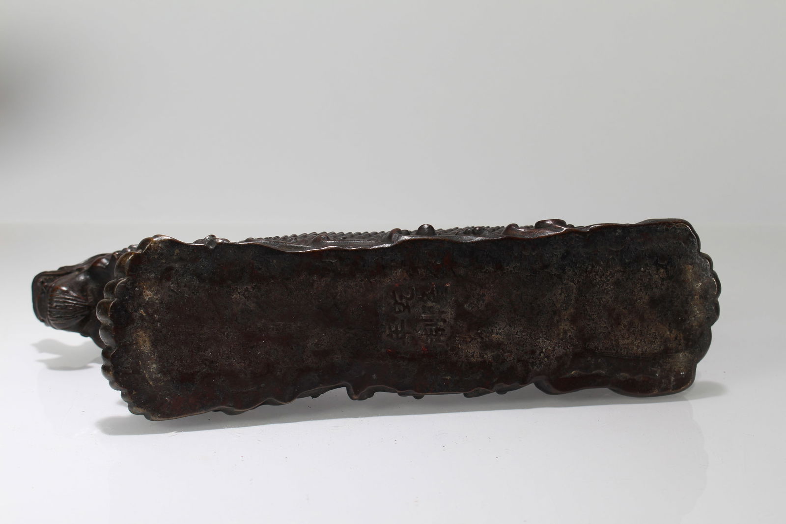 A Chinese Dragon-decorating Fortune Statue - 4