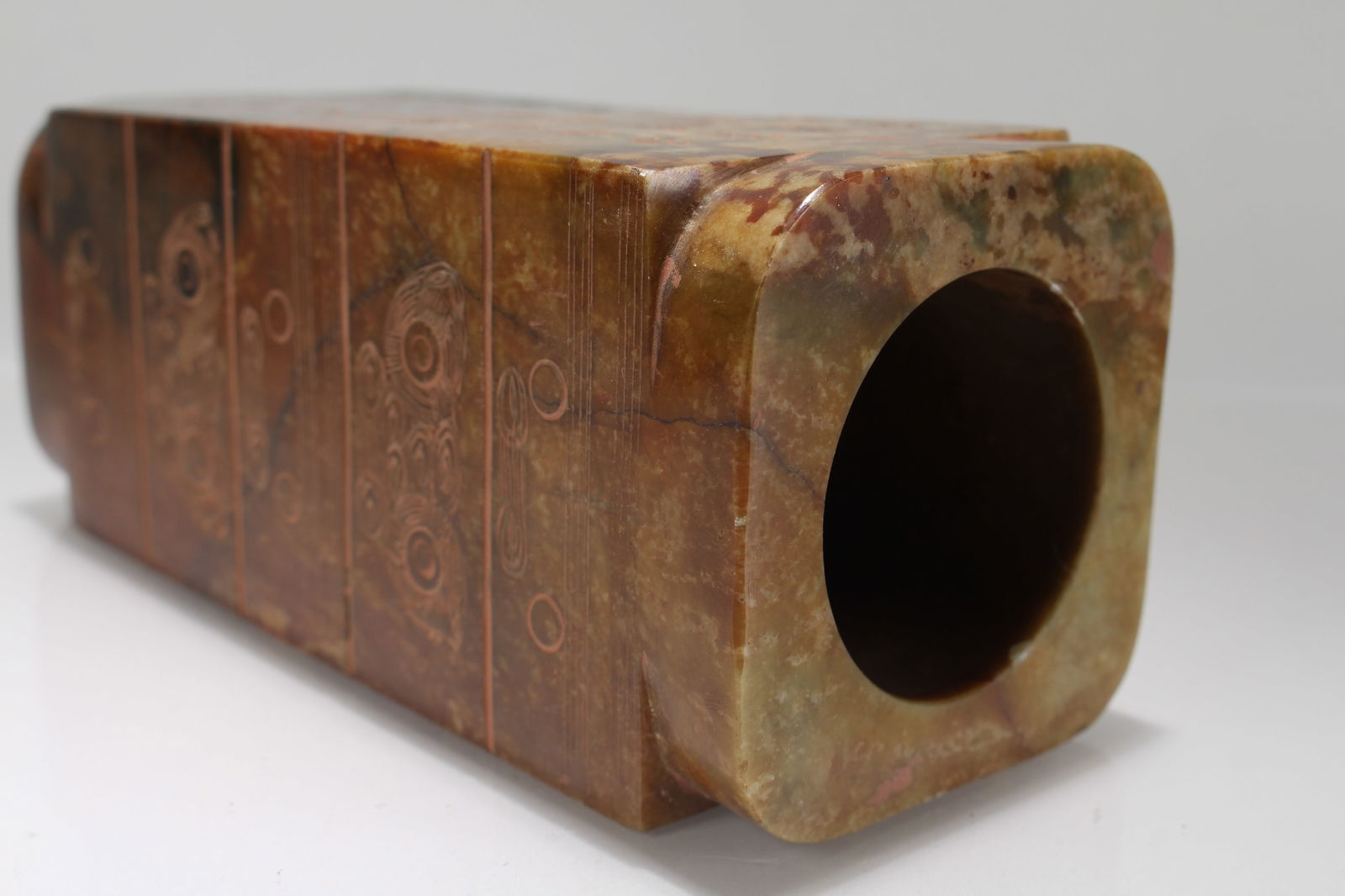 A Chinese Square-based Anicent-framing Figure - 6