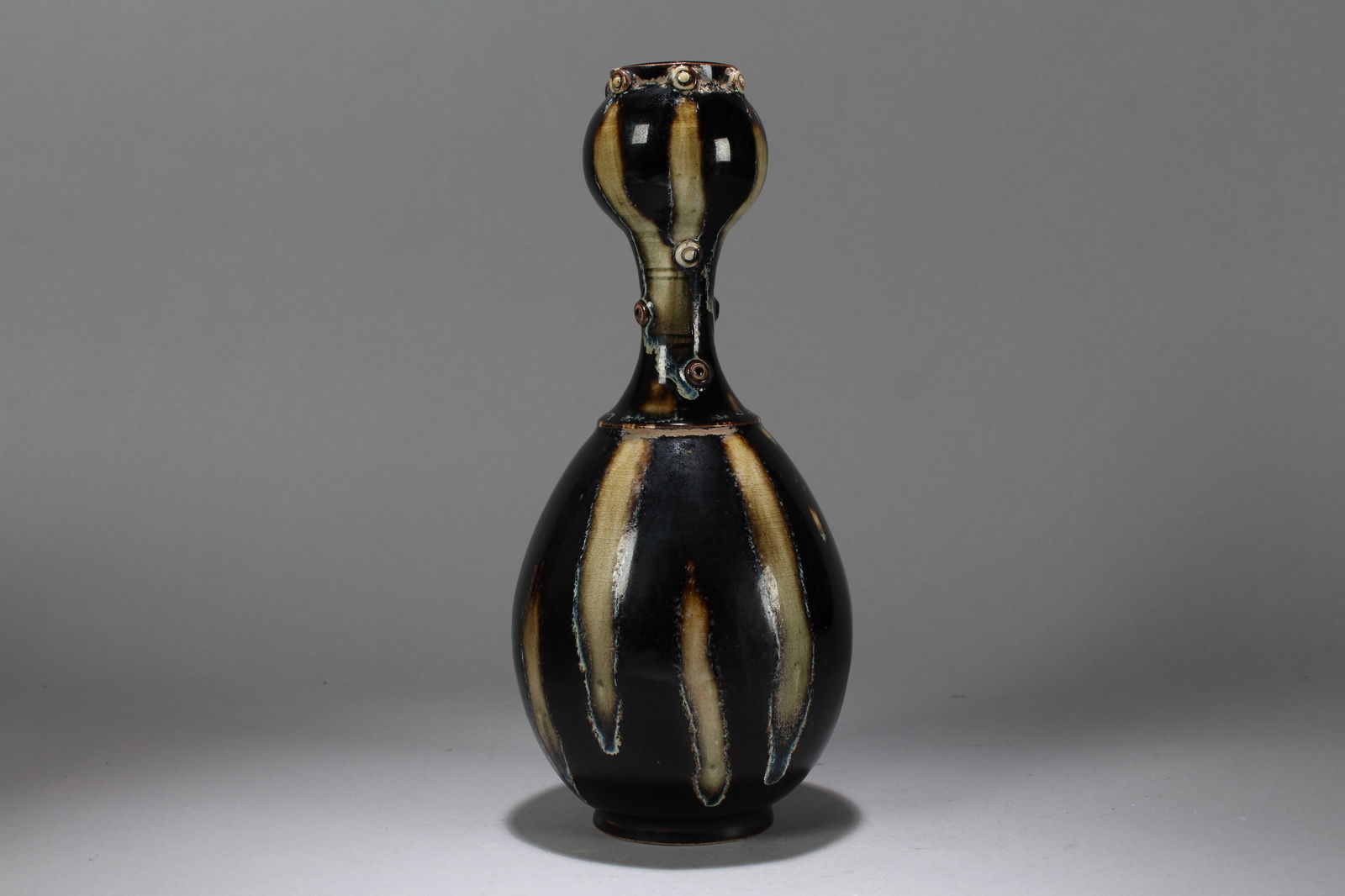 A Chinese Myth-beast Religious Porcelain Fortune Vase: A Chinese Myth-beast Religious Porcelain Fortune Vase. Height: 11.5 (inch). Width: 5 (inch).