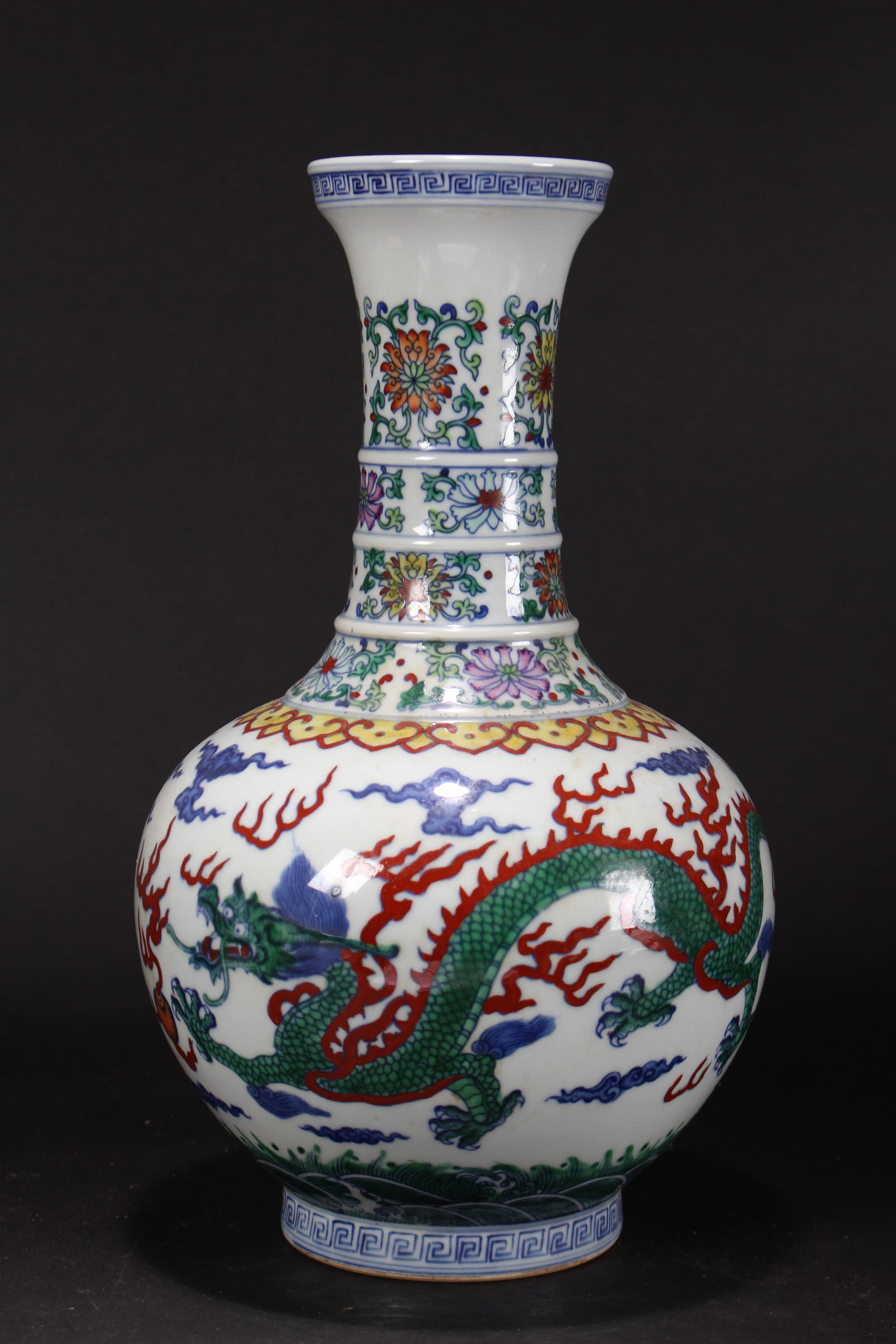 A Chinese Dragon-decorating Bat-framing Porcelain Fortune Vase: A Chinese Dragon-decorating Bat-framing Porcelain Fortune Vase. Height: 12.75 (inch).