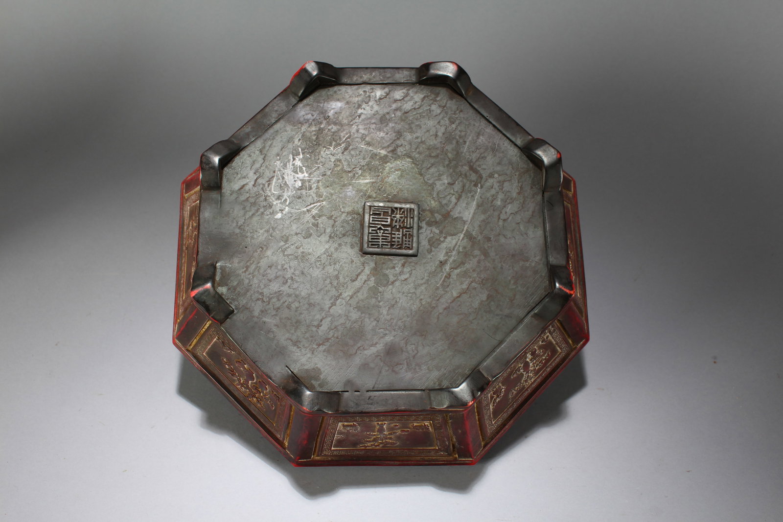 A Chinese Lidded Fortune Lacquer Box - 5