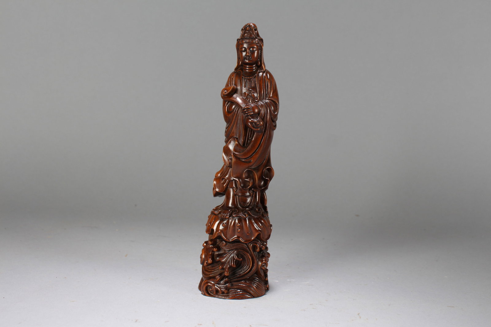 A Chinese Religious Fortune Guanyin Statue (1 of 5)