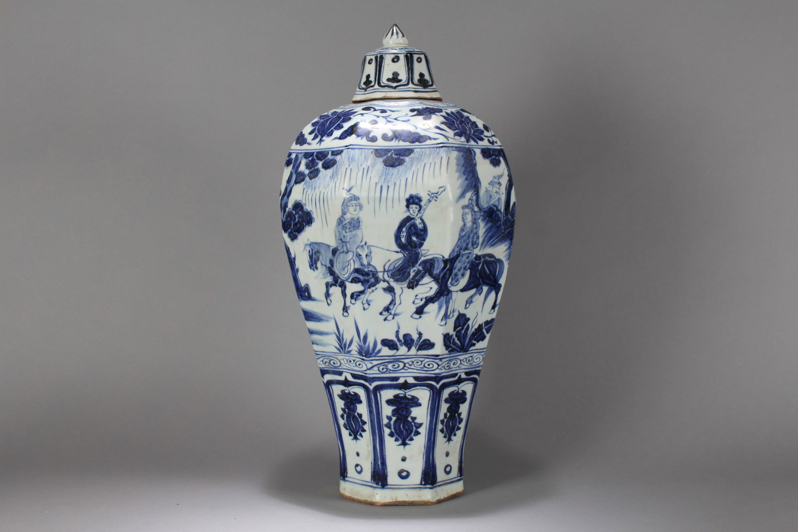 A Chinese Lidded Blue and White Story-telling Porcelain Fortune Vase: A Chinese Lidded Blue and White Story-telling Porcelain Fortune Vase. Height : 20 (inch). Opening Diameter : 9.5 (inch).