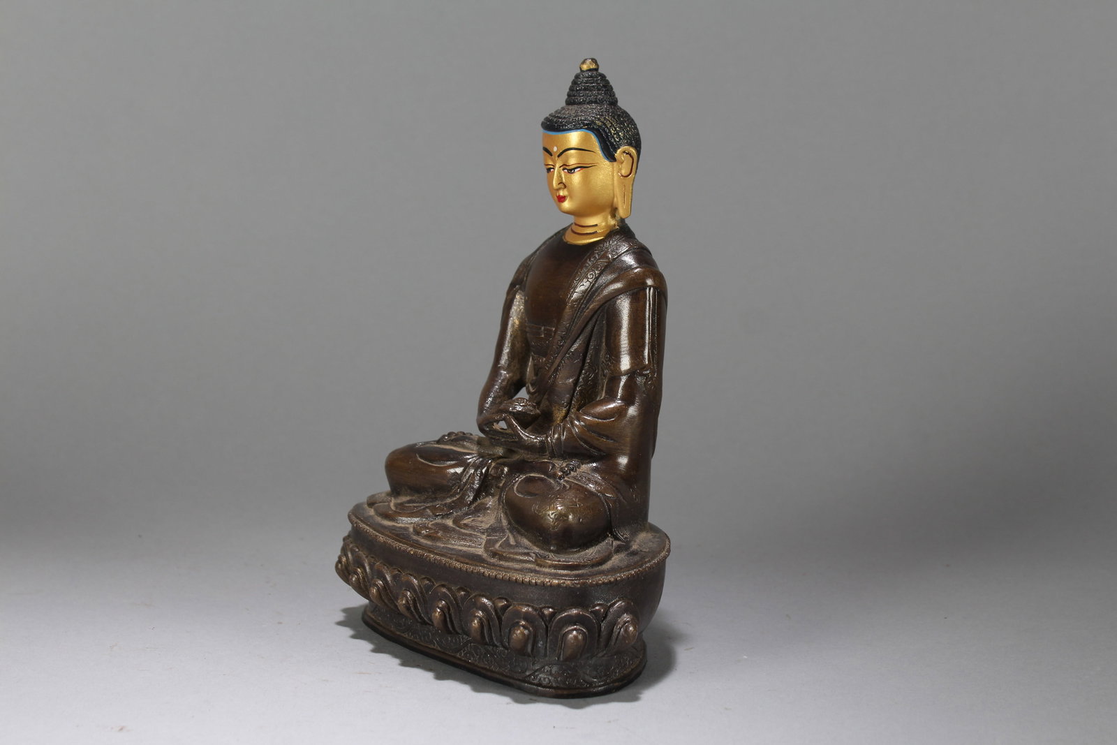 A Chinese Fortune Buddha Statue - 4