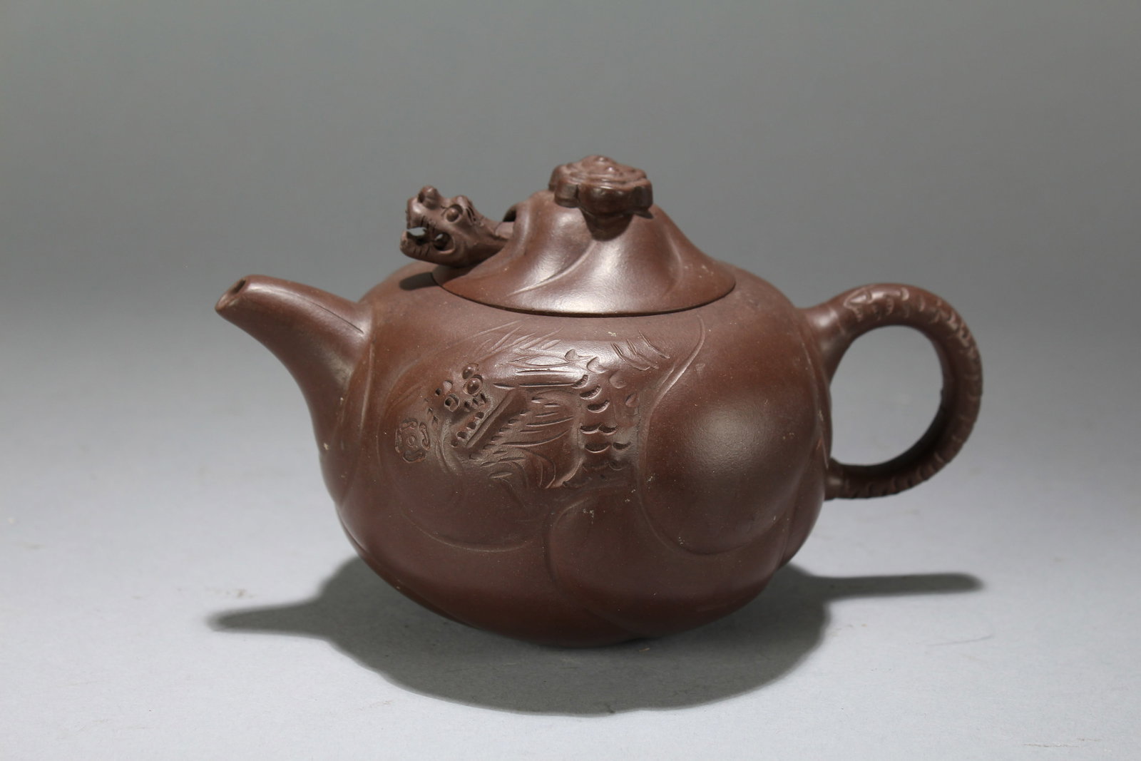 A Chinese Myth-beast Lidded Tea Pot - 3