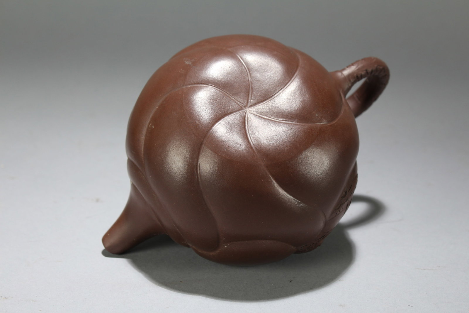 A Chinese Myth-beast Lidded Tea Pot - 6