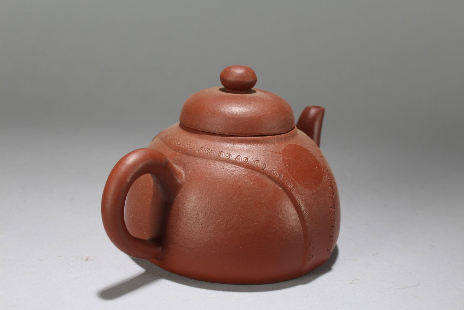 A Chinese Lidded Fortune Tea Pot - 3