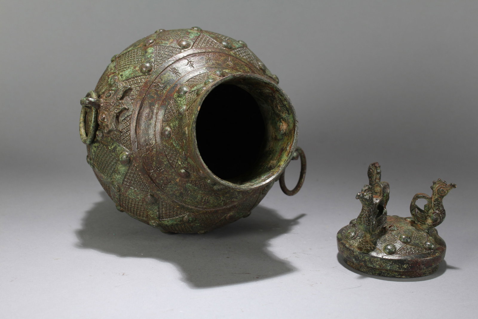 A Chinese Anicent-framing Bronze Vessel - 4