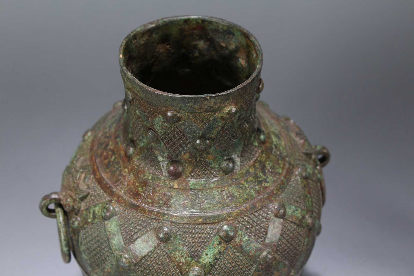 A Chinese Anicent-framing Bronze Vessel - 6