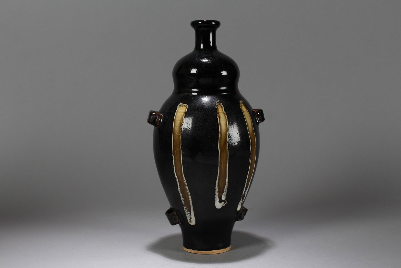 A Chinese Duo-handling Anicent-framing Religious Porcelain Fortune Vase: A Chinese Duo-handling Anicent-framing Religious Porcelain Fortune Vase. Height: 11.5 (inch). Width: 4.5 (inch).