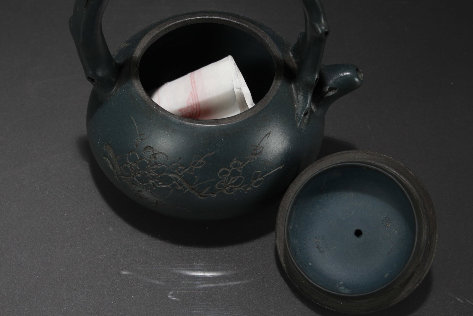 A Chinese High-handled Tea Pot - 4