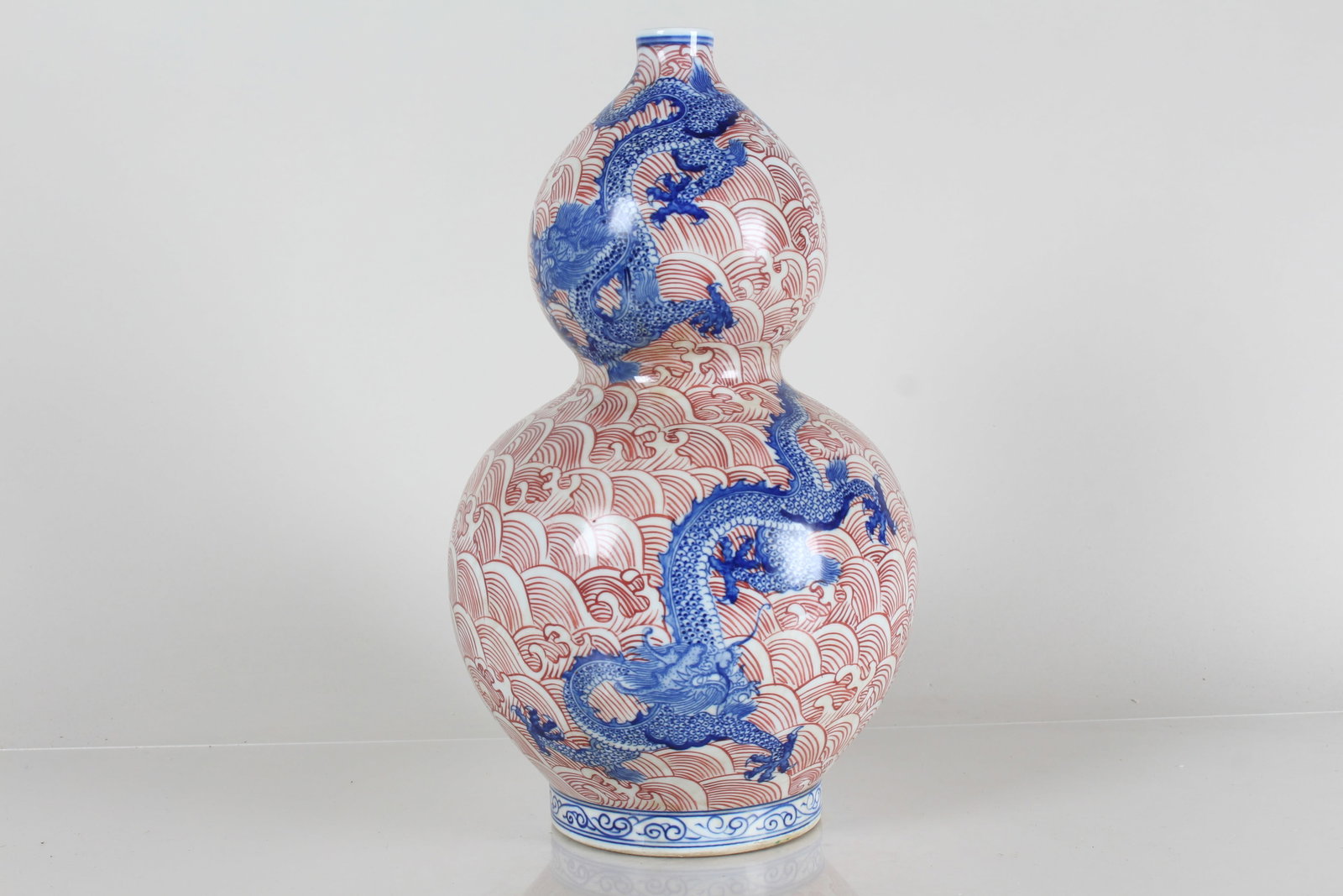 A Chinese Pink-coding Dragon-decorating Porcelain Fortune Vase - 3