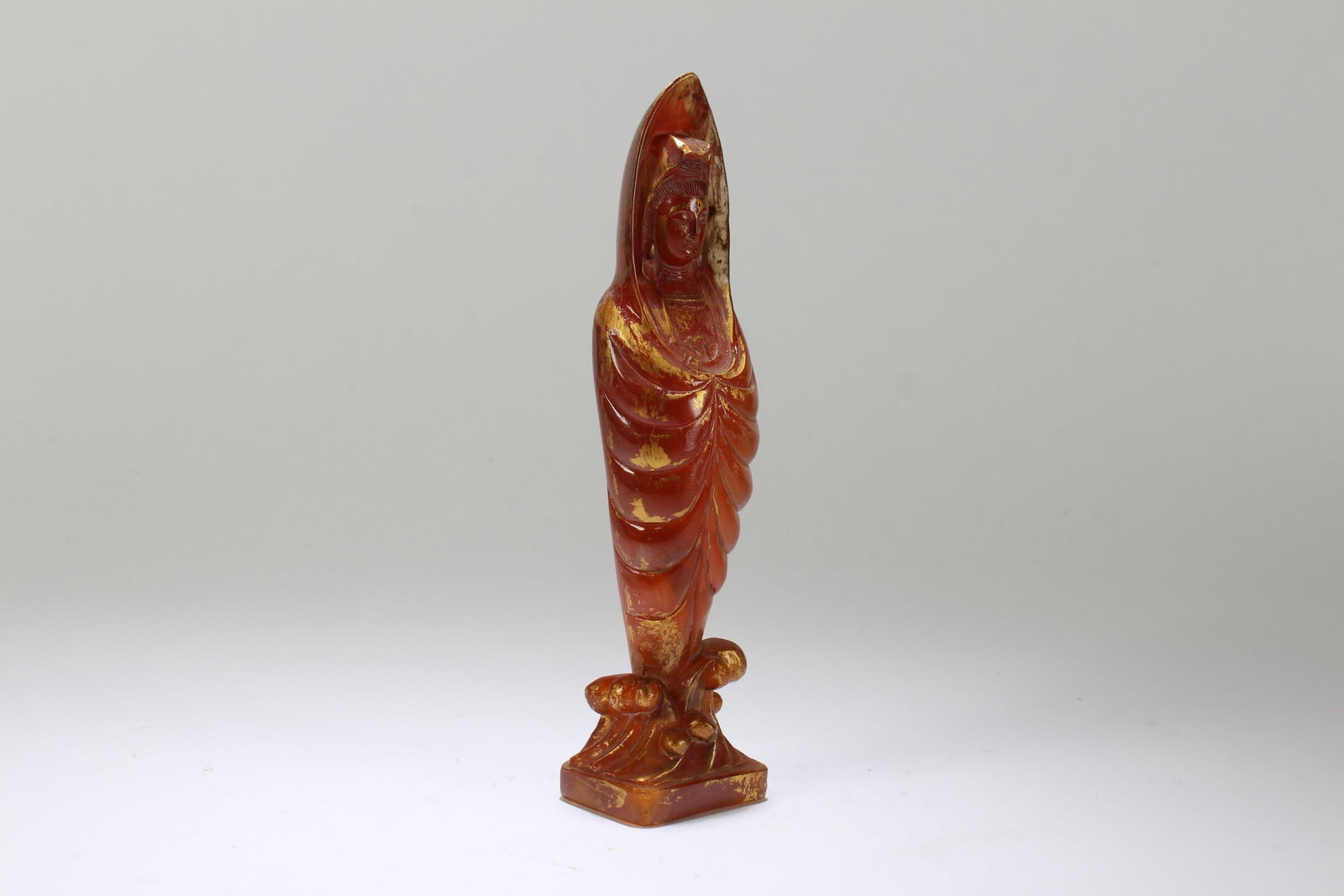 A Chinese Religious Guanyin Statue - 2